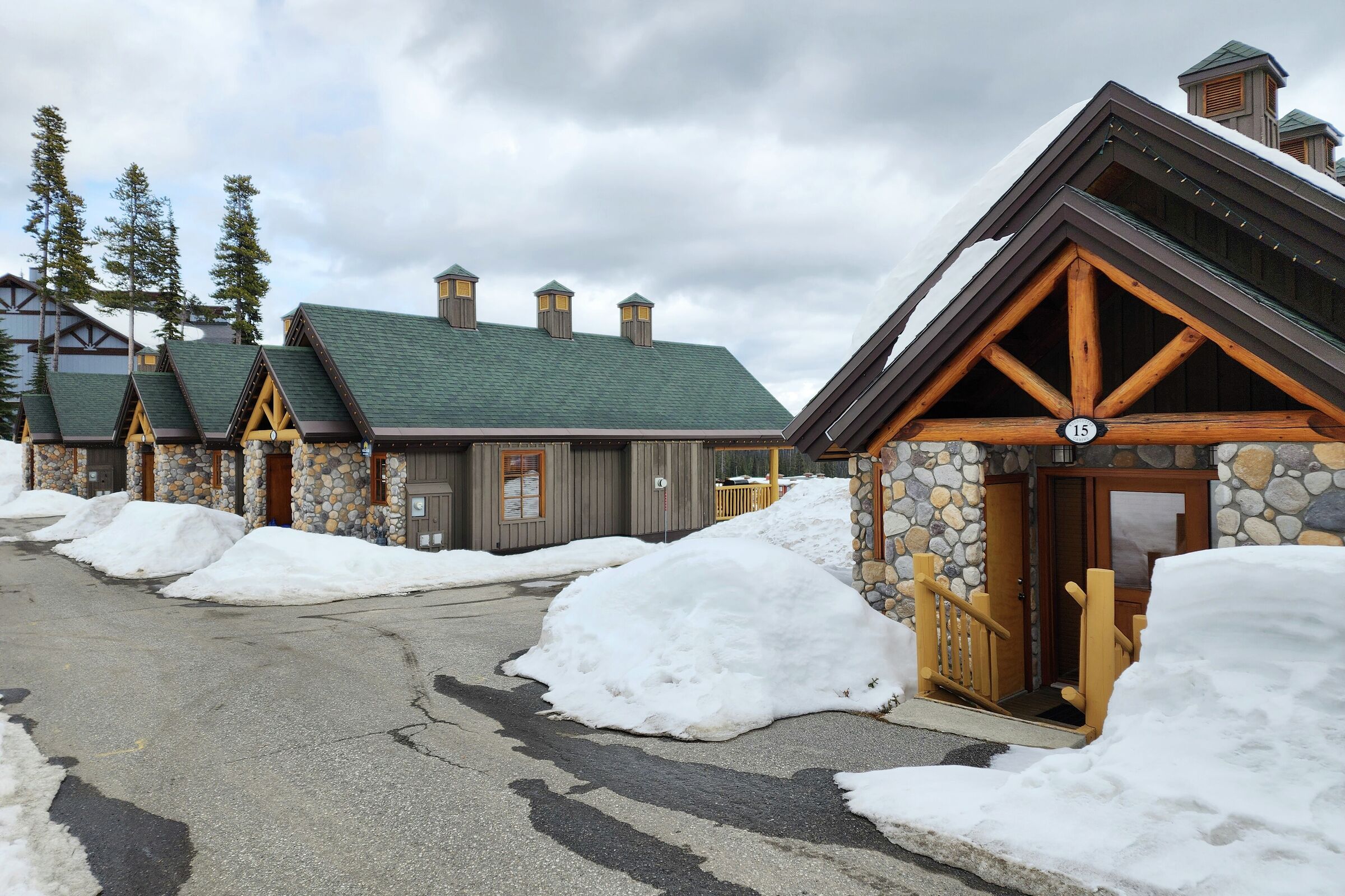 Woodcutter Cabins at Big White Mountain