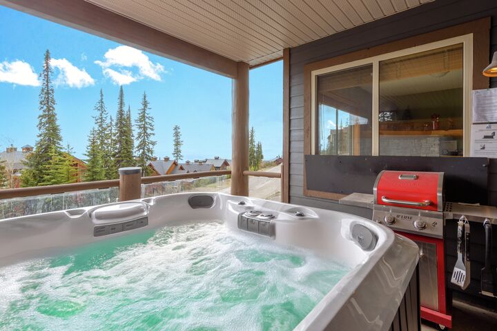 # 2 - Snowy Creek Chalet - Balcony with BBQ and Hot Tub