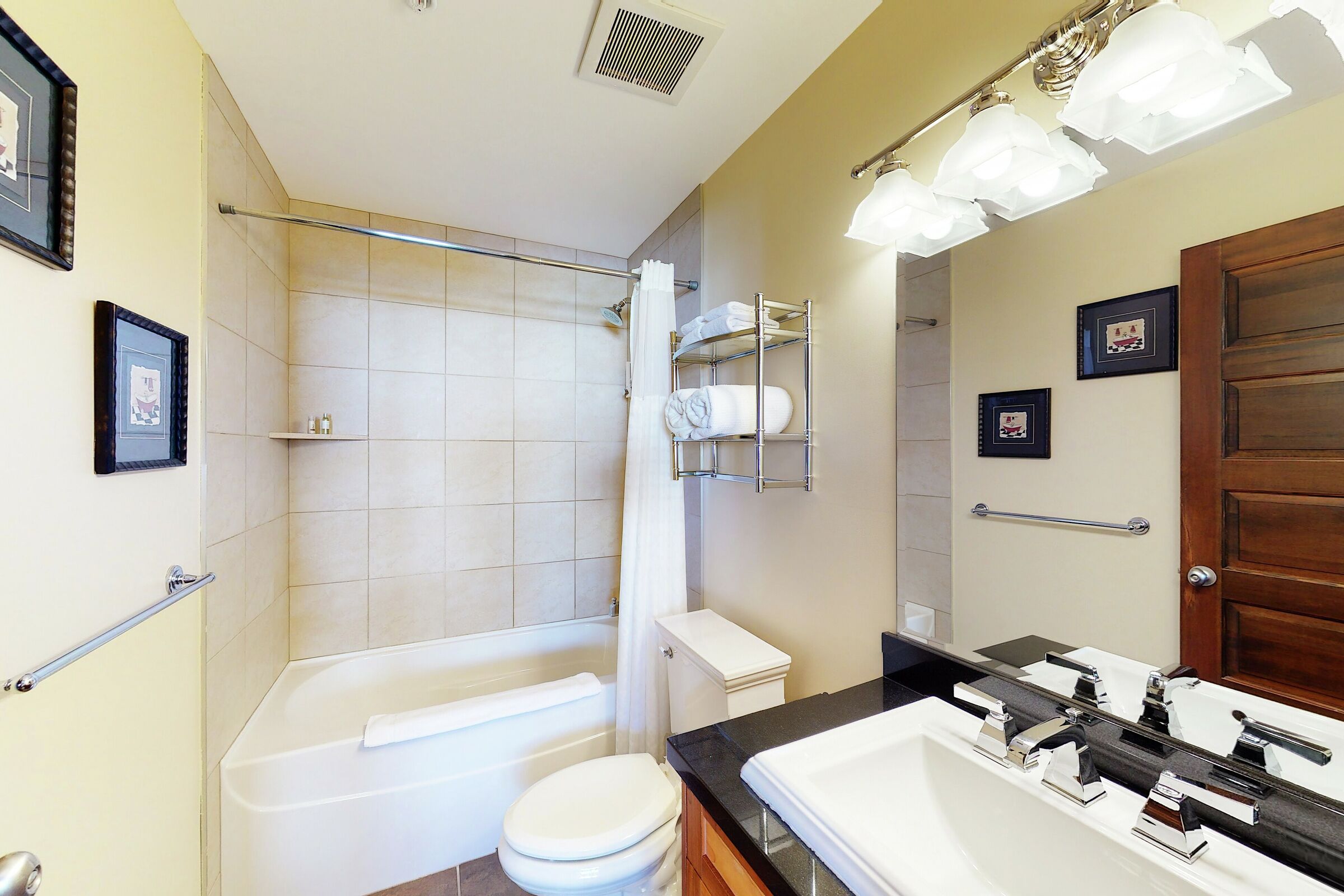 #104 - Master Ensuite Bathroom
