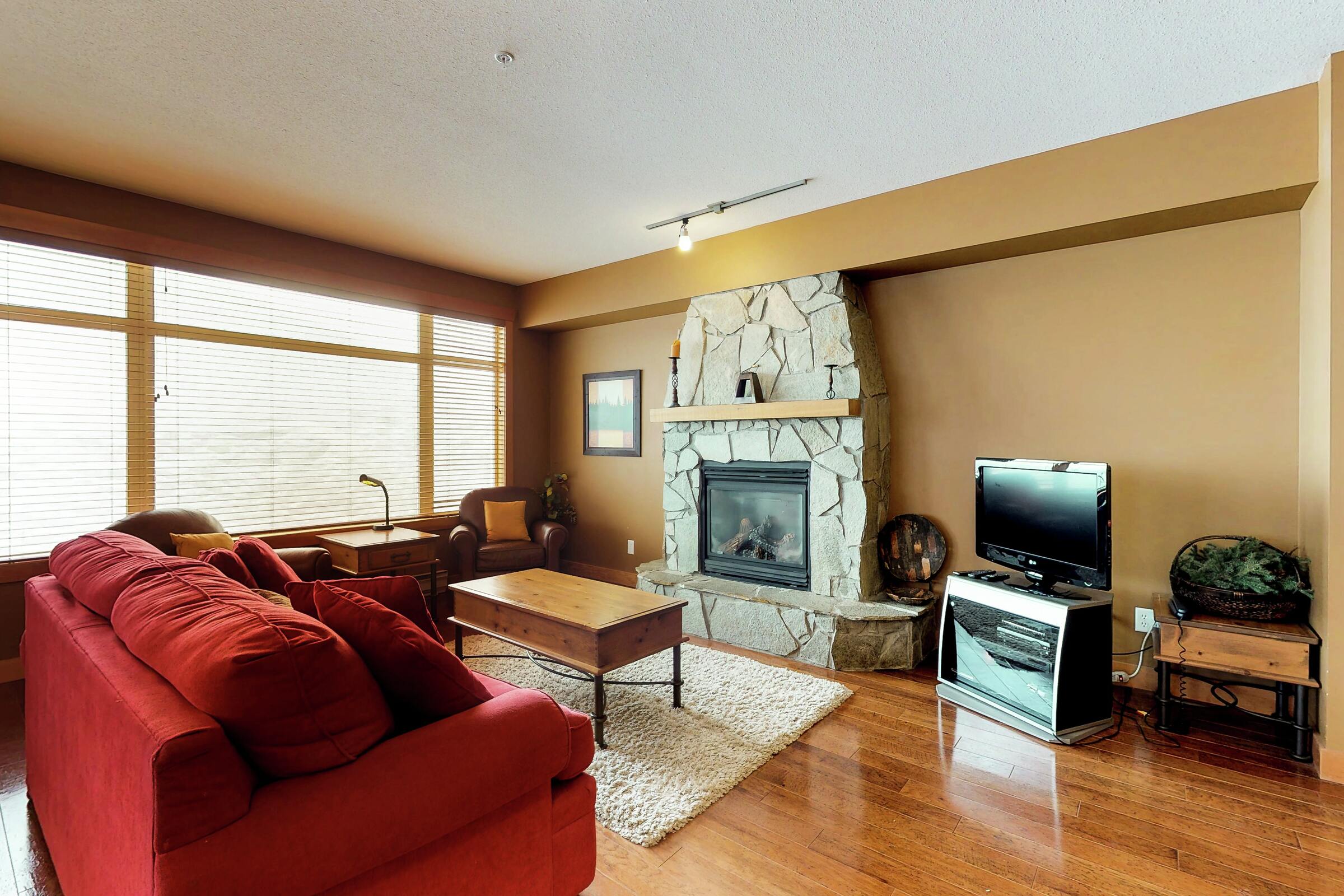 #106 - Living Room