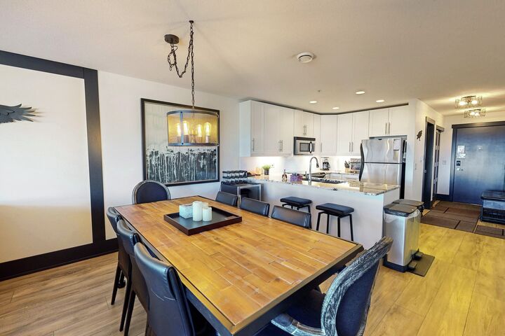 #204 - Dining Area