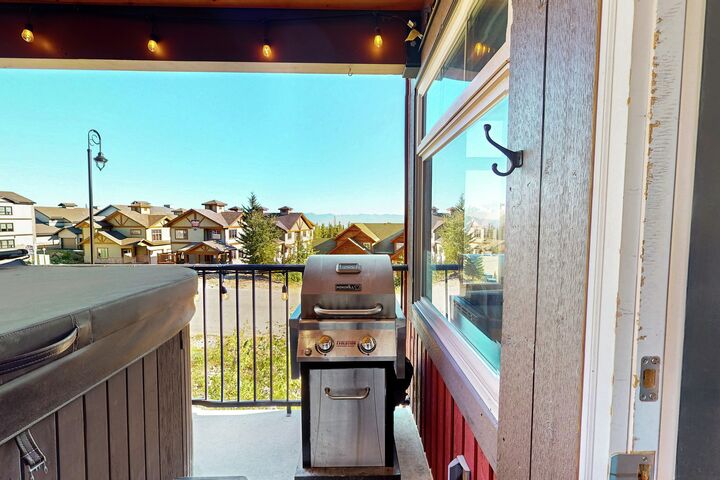 #204 - Balcony with BBQ