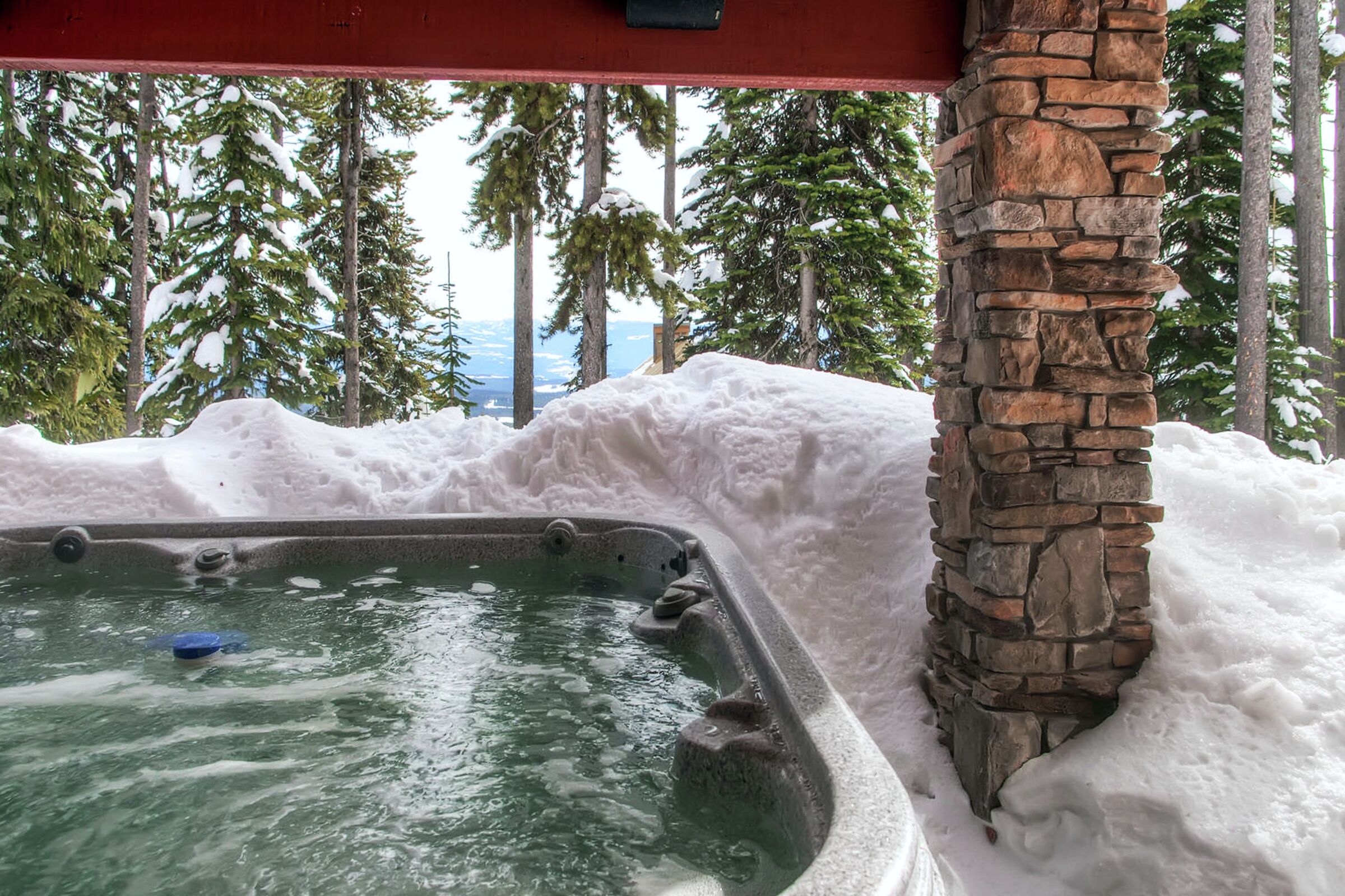 Outdoor Hot Tub