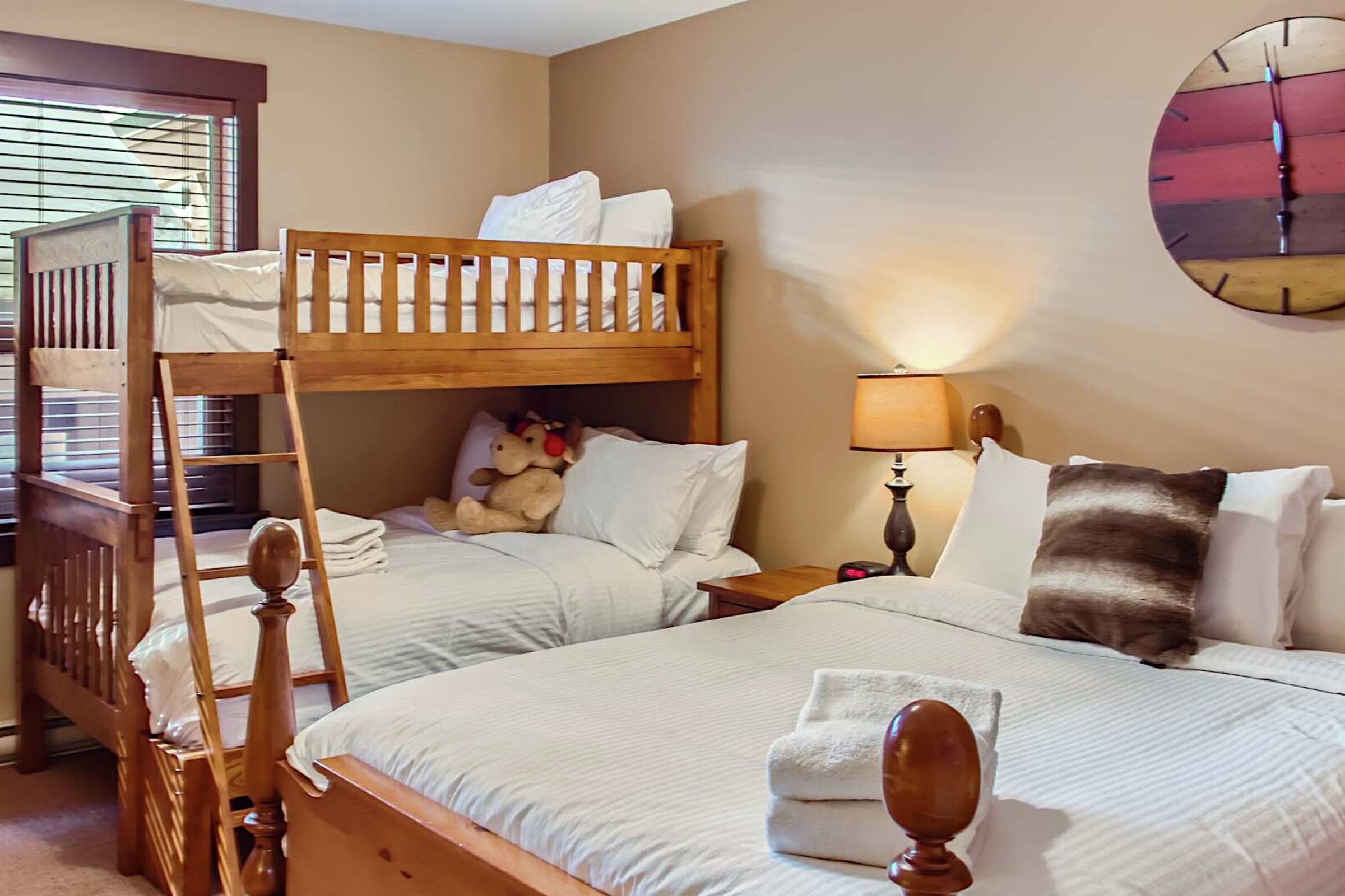 C103 - Bedroom