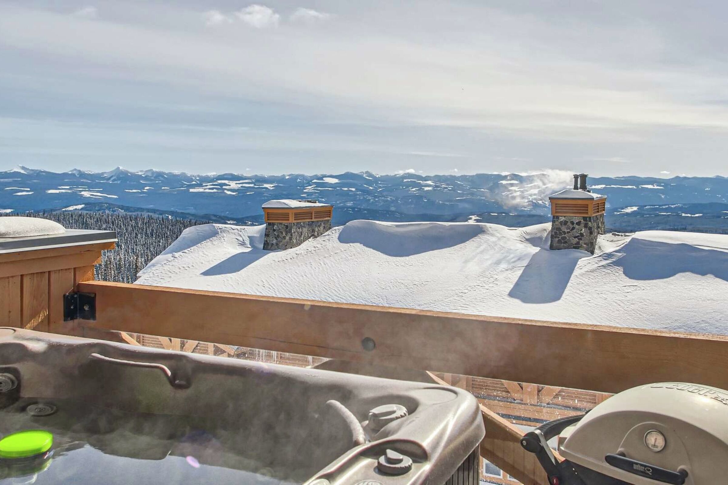 Balcony with BBQ and Hot Tub