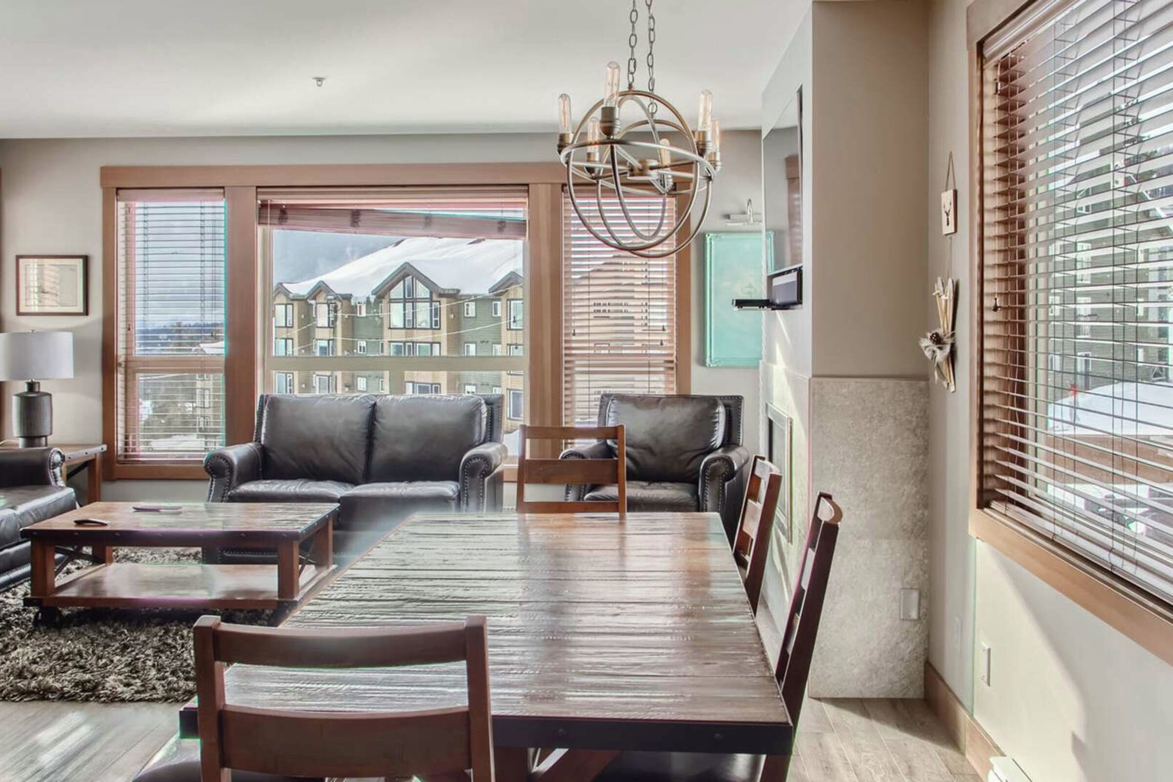 B204 - Dining Room