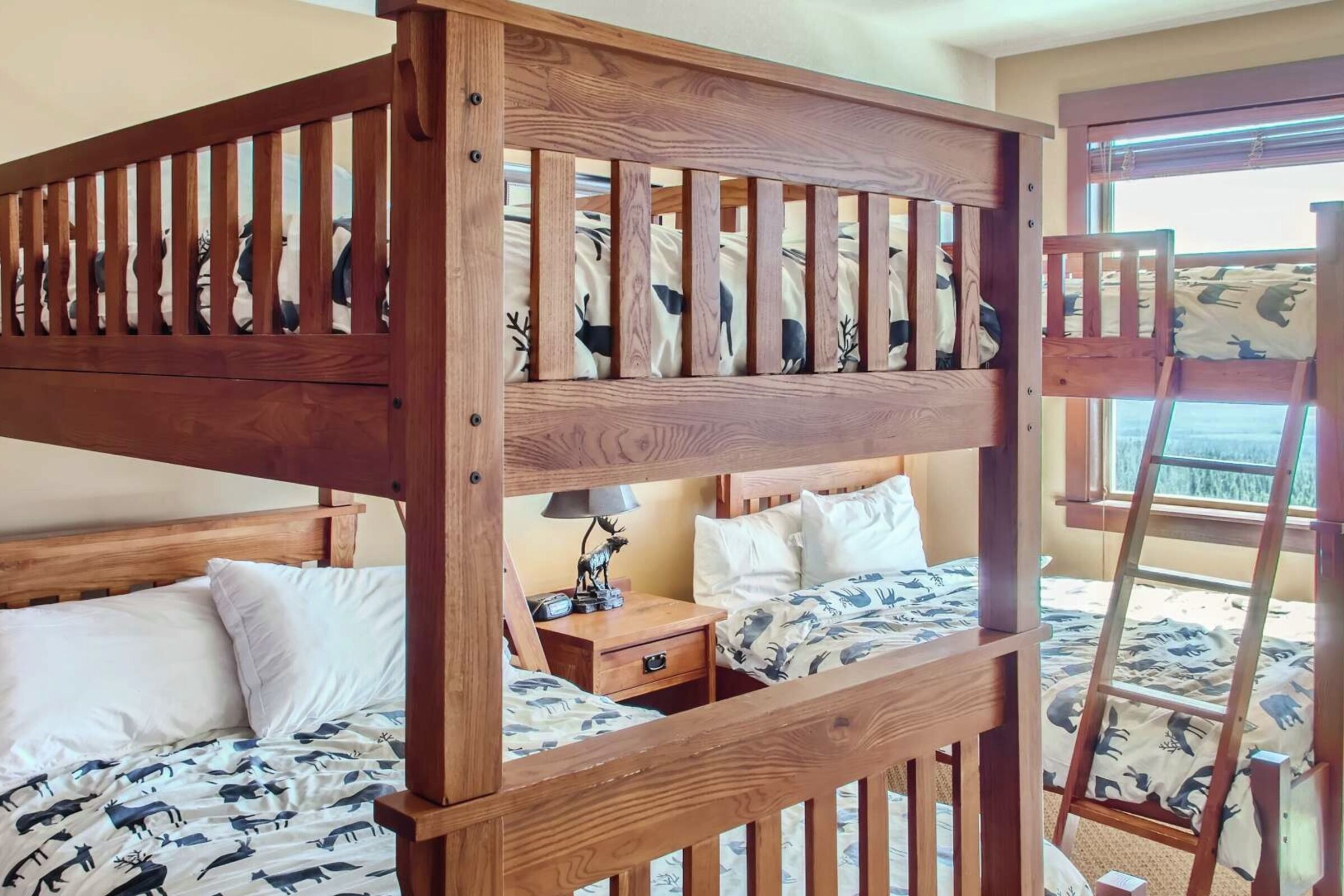 C304 - Bedroom