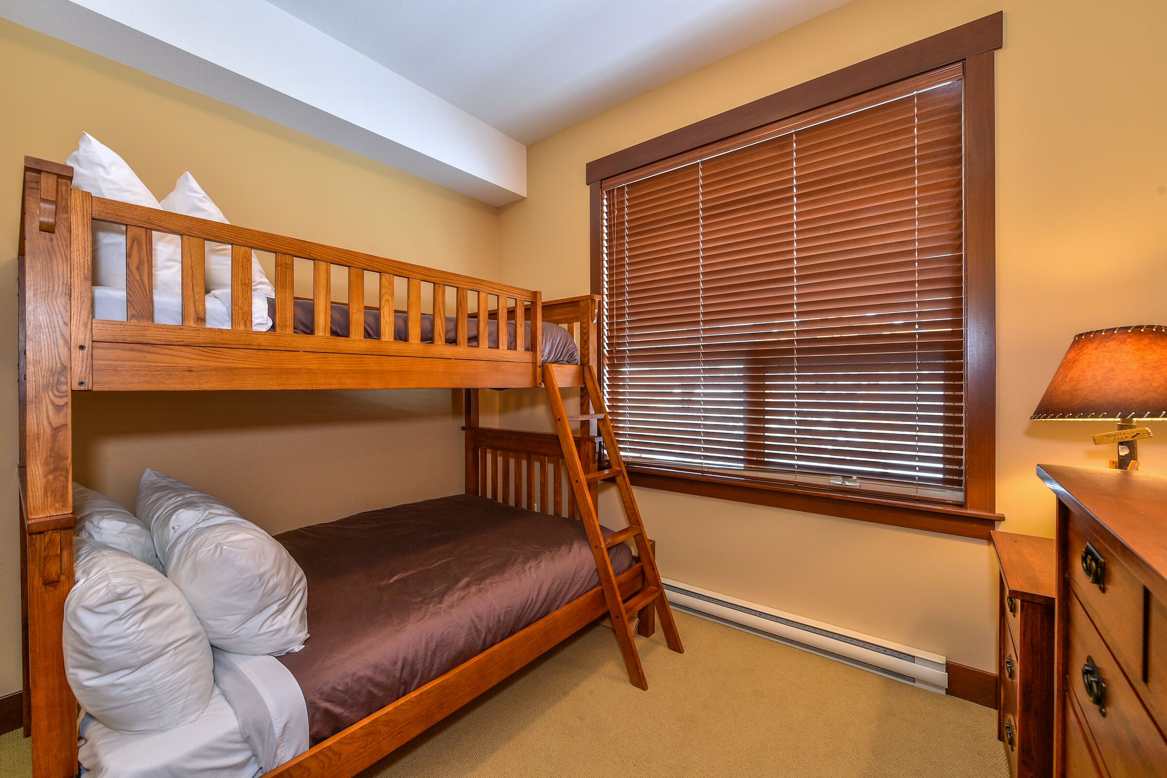C403 - Bedroom