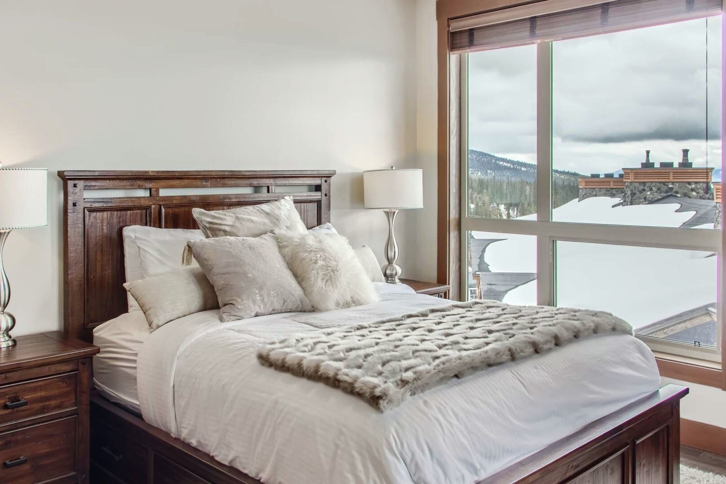 B401 - Master Bedroom