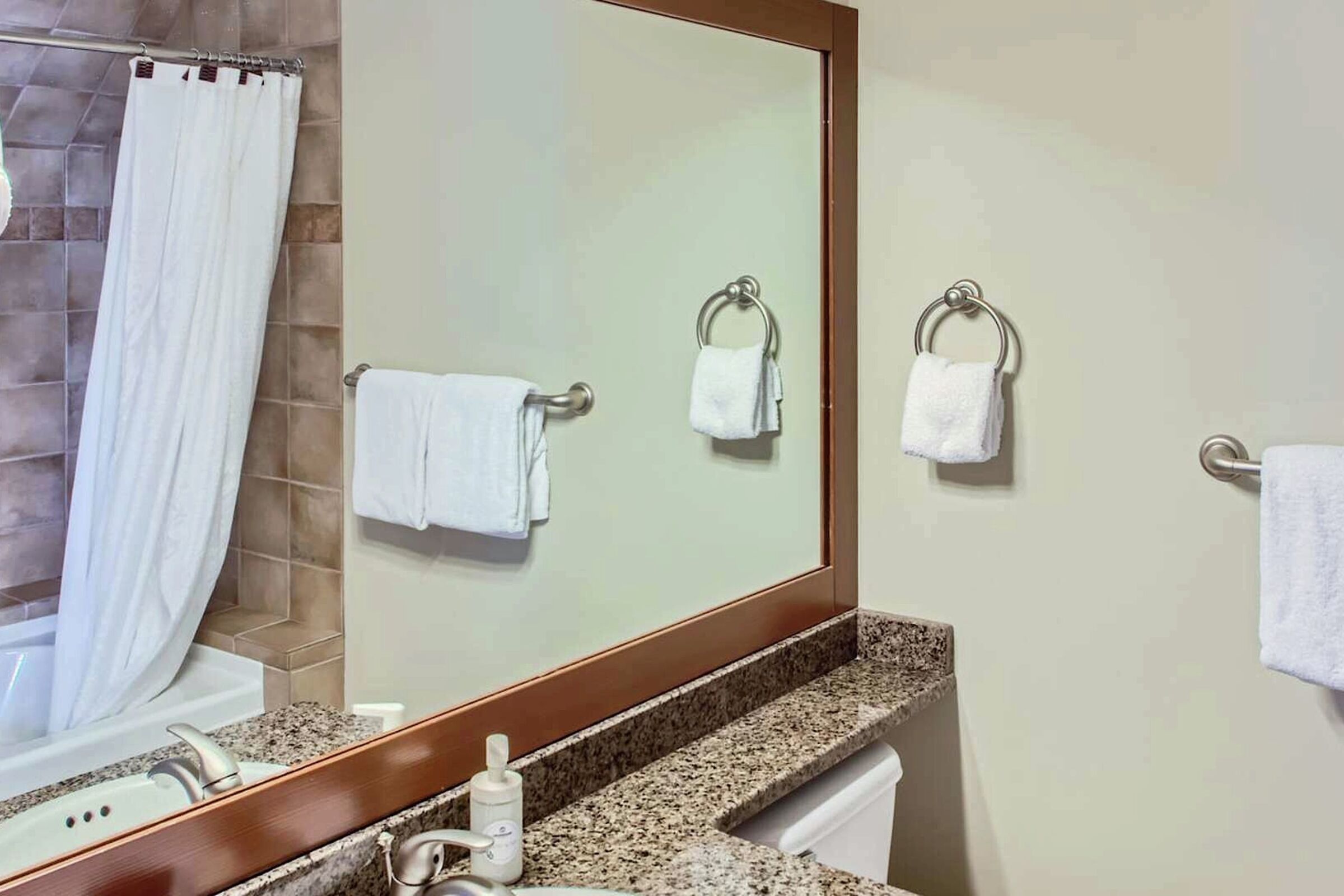 Master Ensuite Bathroom