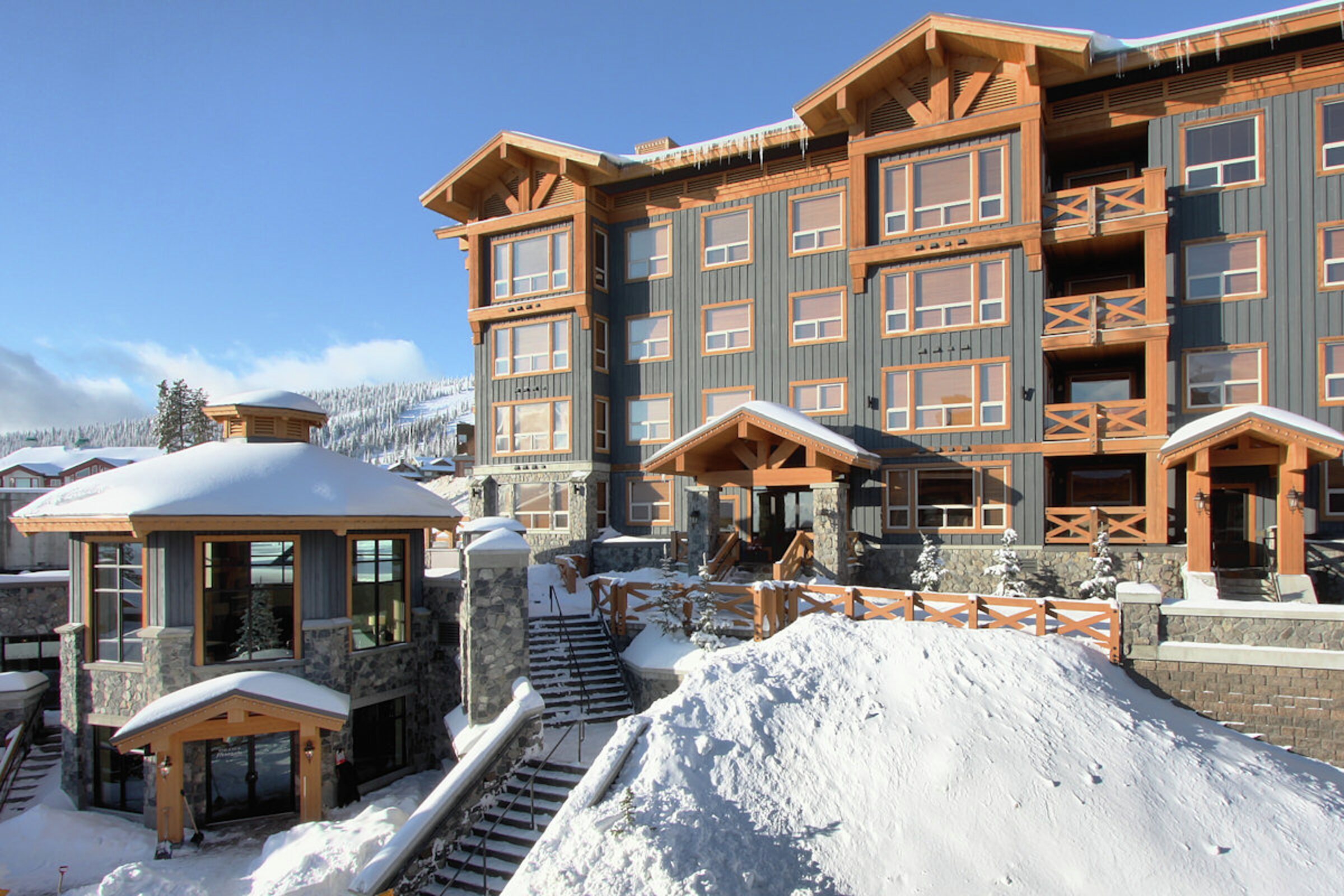 Stonegate Big White Mountain
