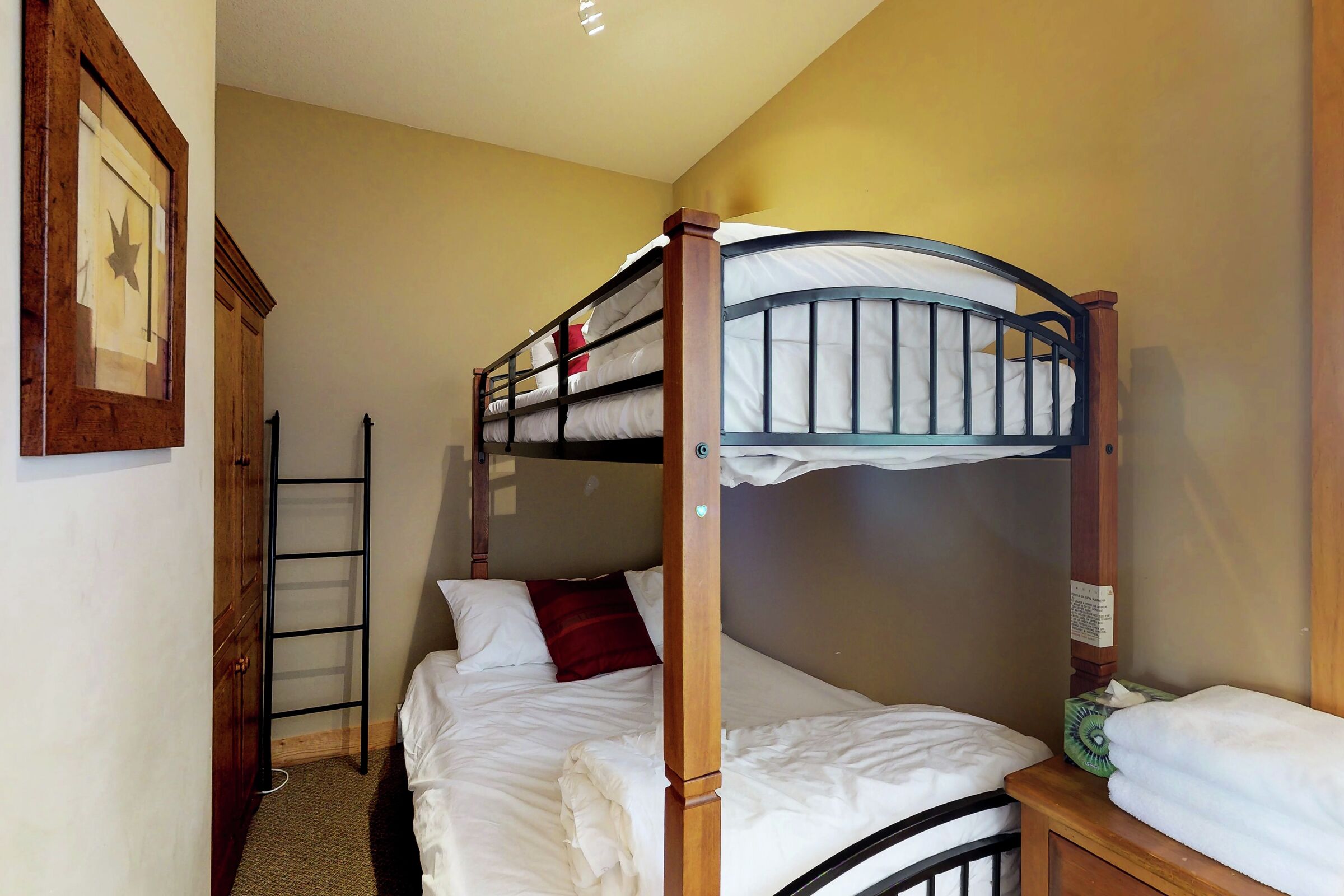 Den with Bunk Beds