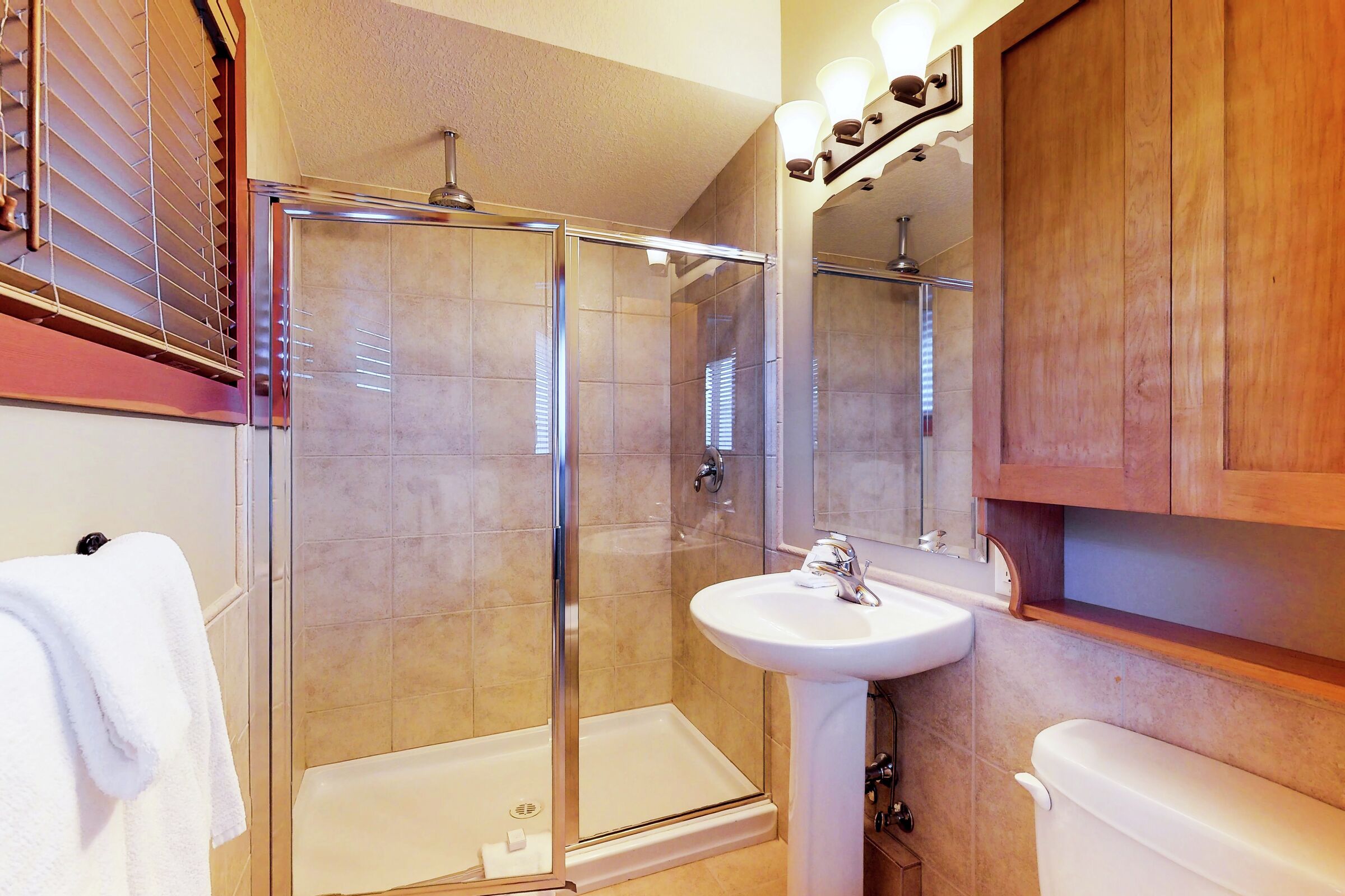 #7 - Ensuite Bathroom