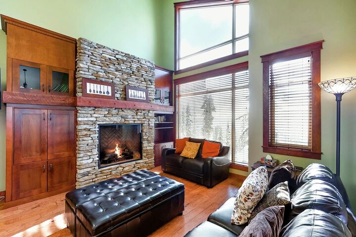 #5 - Living Area