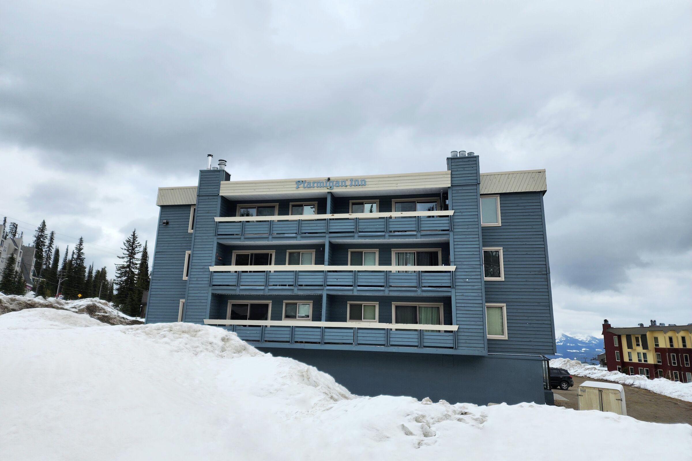 Ptarmigan Inn