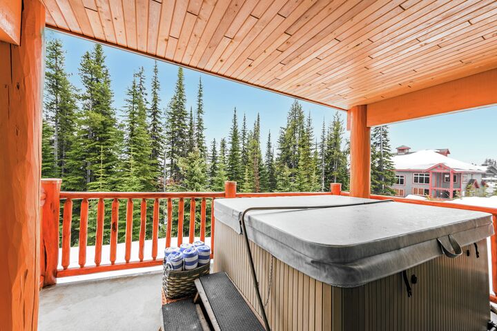 #5 - Balcony with Hot Tub