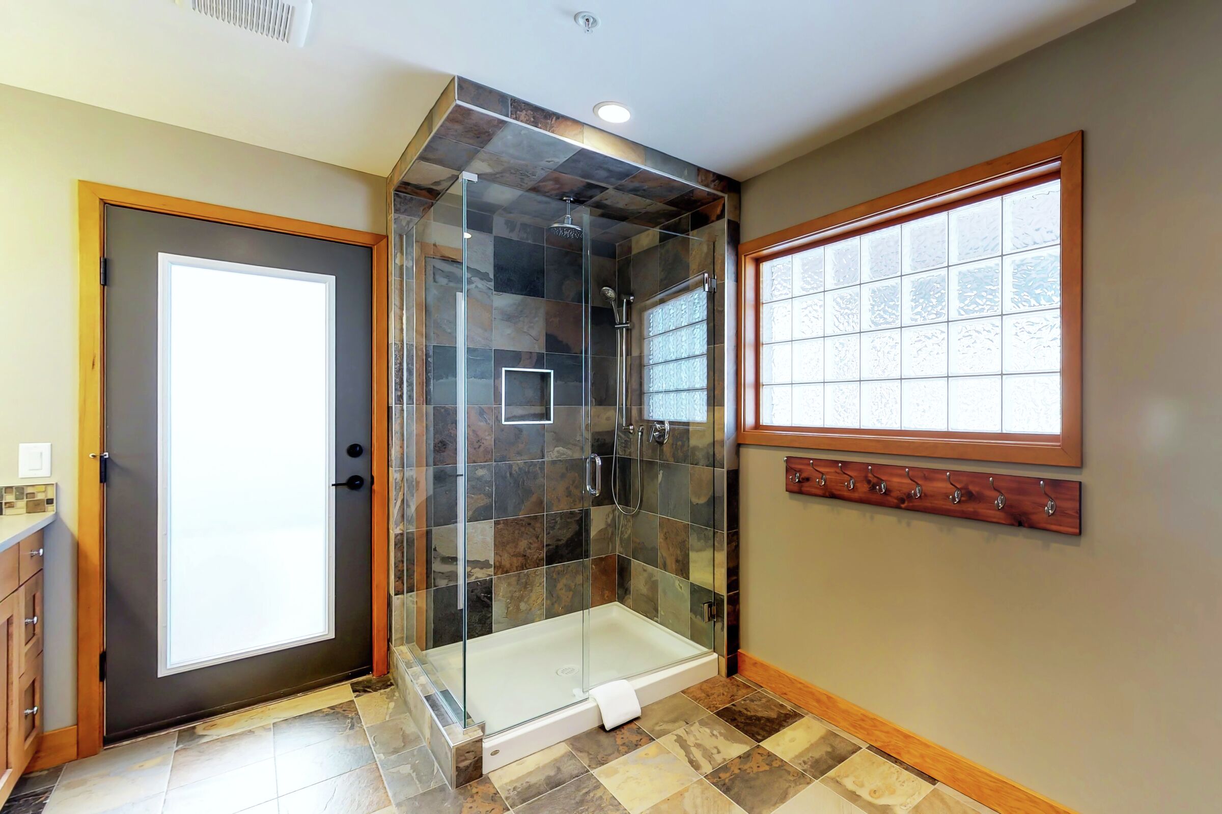 Master Ensuite Bathroom