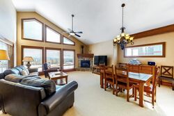 #4C - Living Area