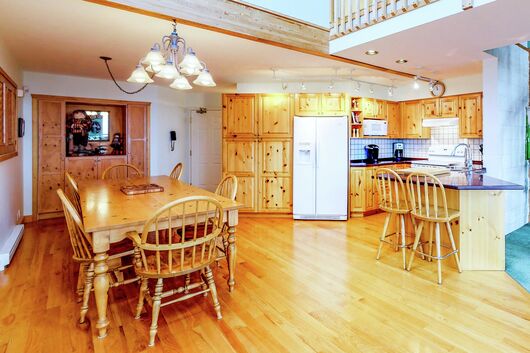 Dining Room & Kitchen