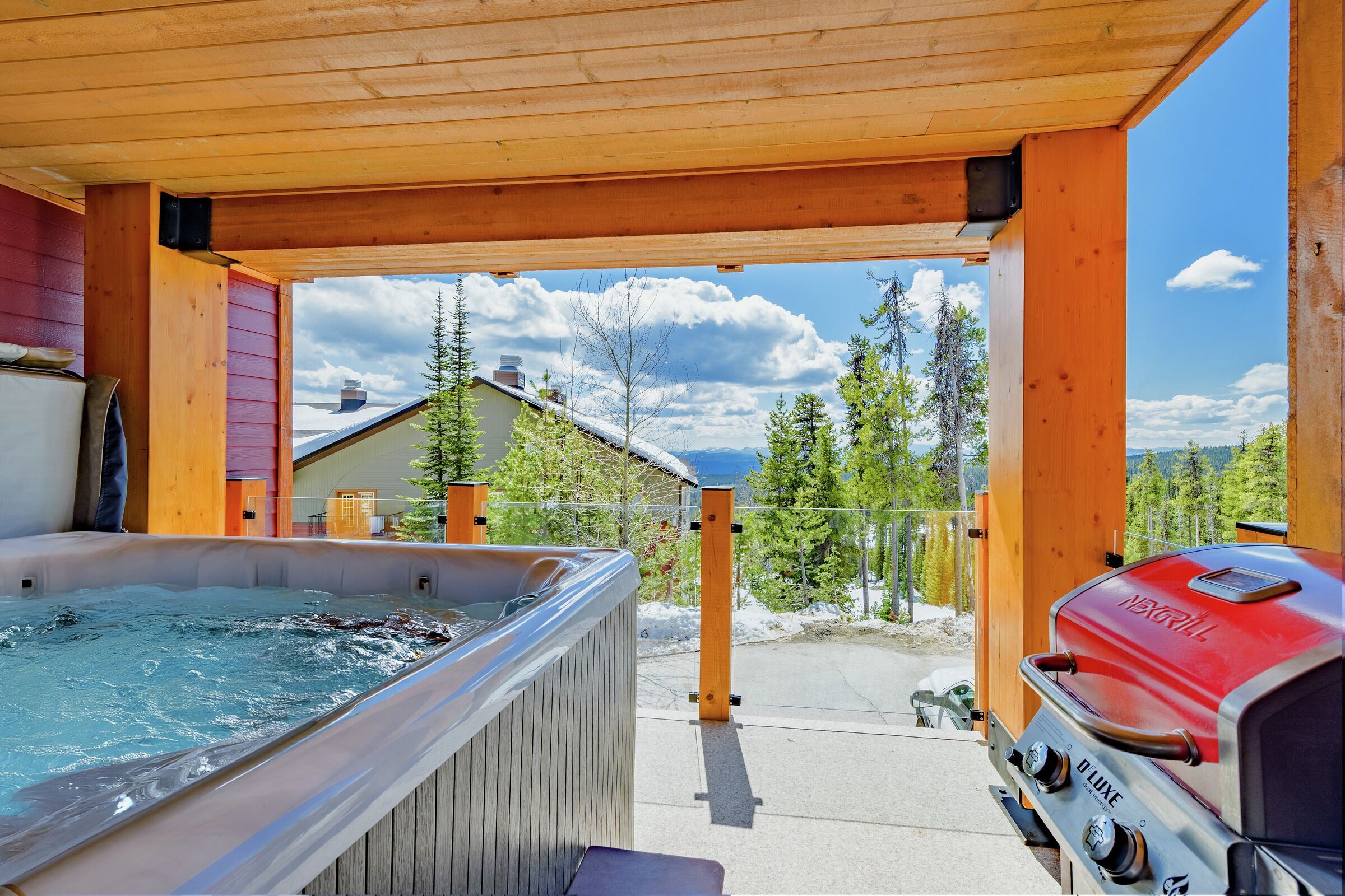 Balcony with BBQ and Hot Tub