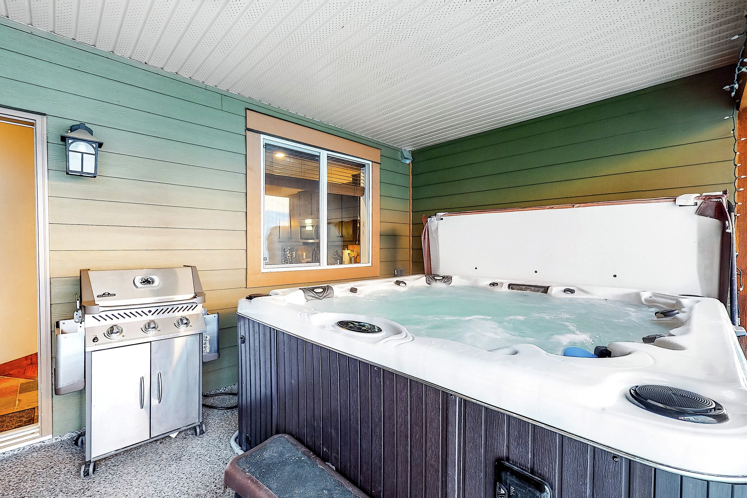 Patio with Hot Tub