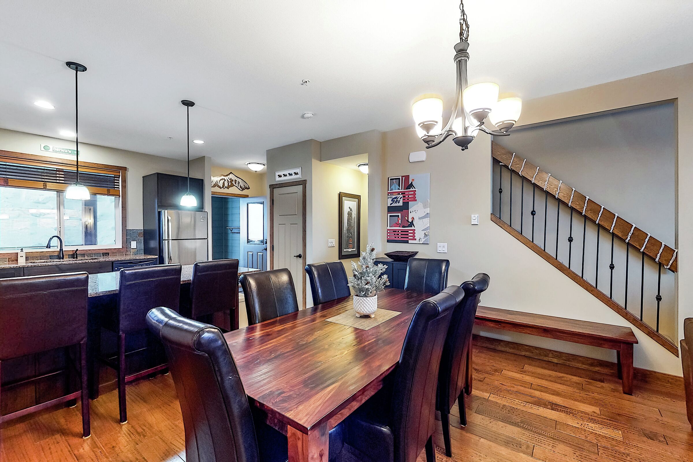Dining Room & Kitchen