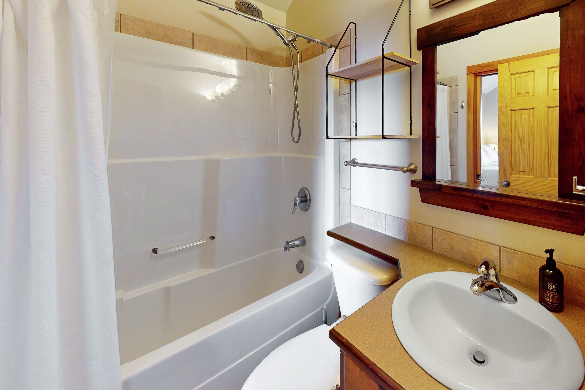 Master Ensuite Bathroom
