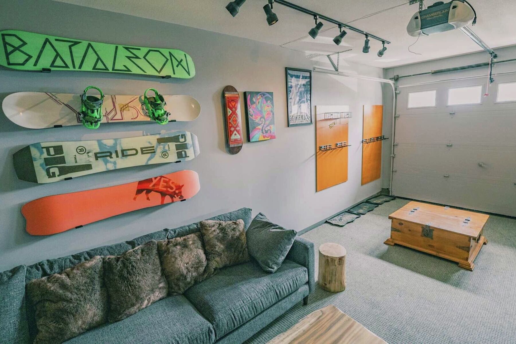 Gallery Photo
