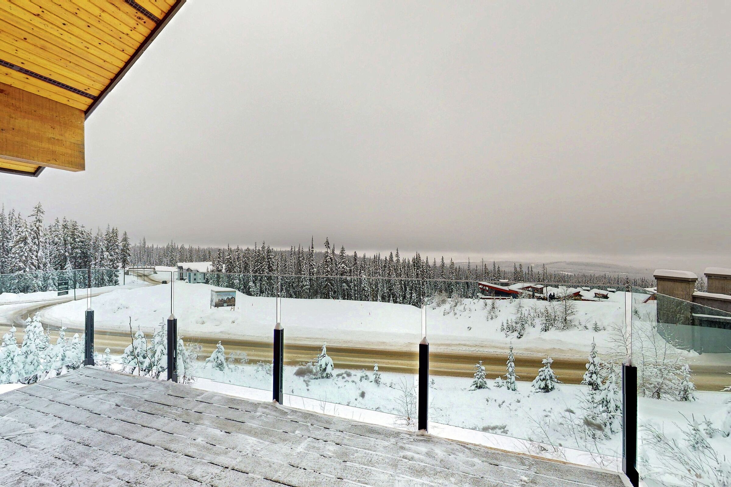 Coyote Creek Chalet at Big White Mountain