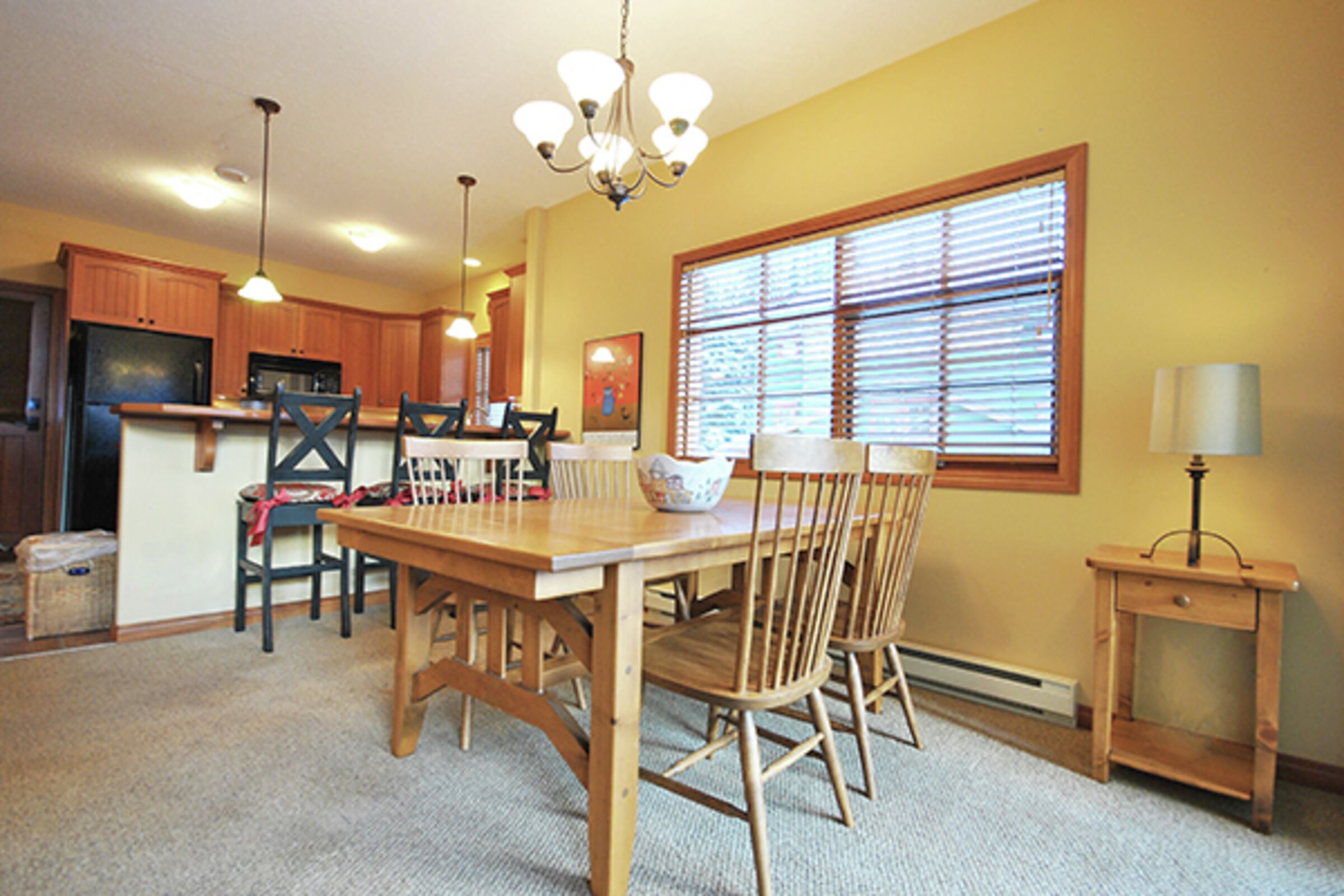 Dining Room & Kitchen