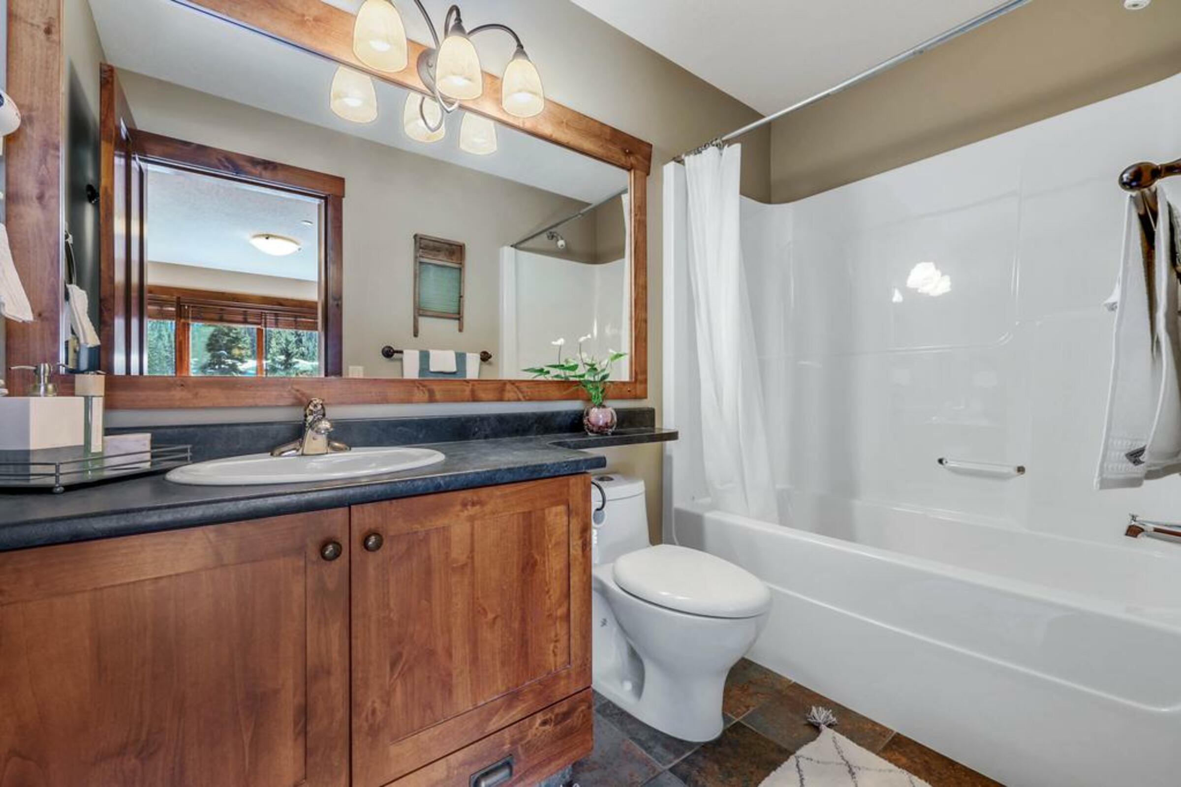 Master Ensuite Bathroom