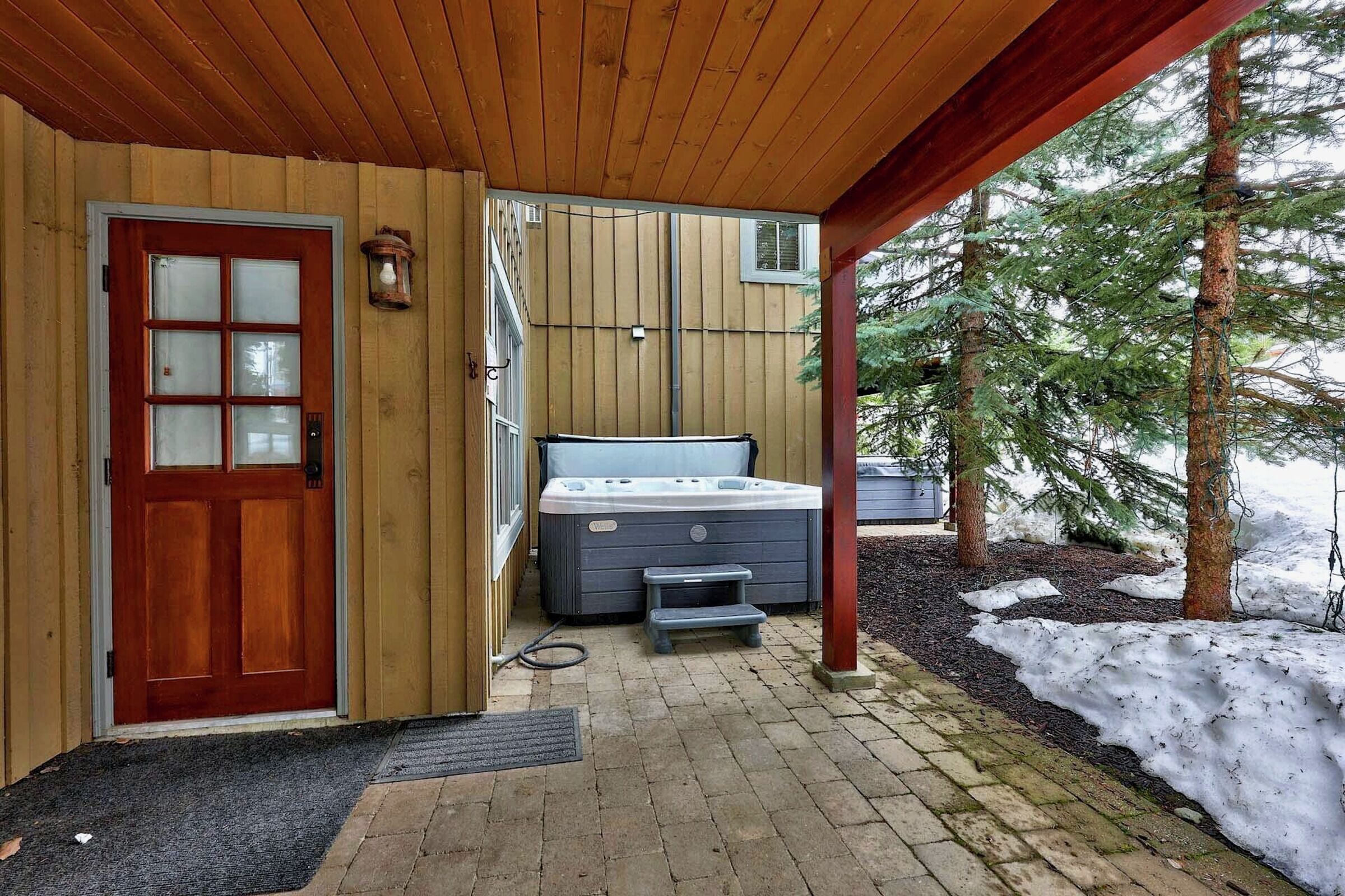 #1 - Patio with Hot Tub