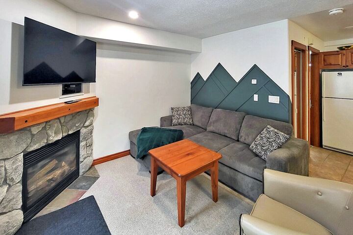 #12 - Studio Living Area