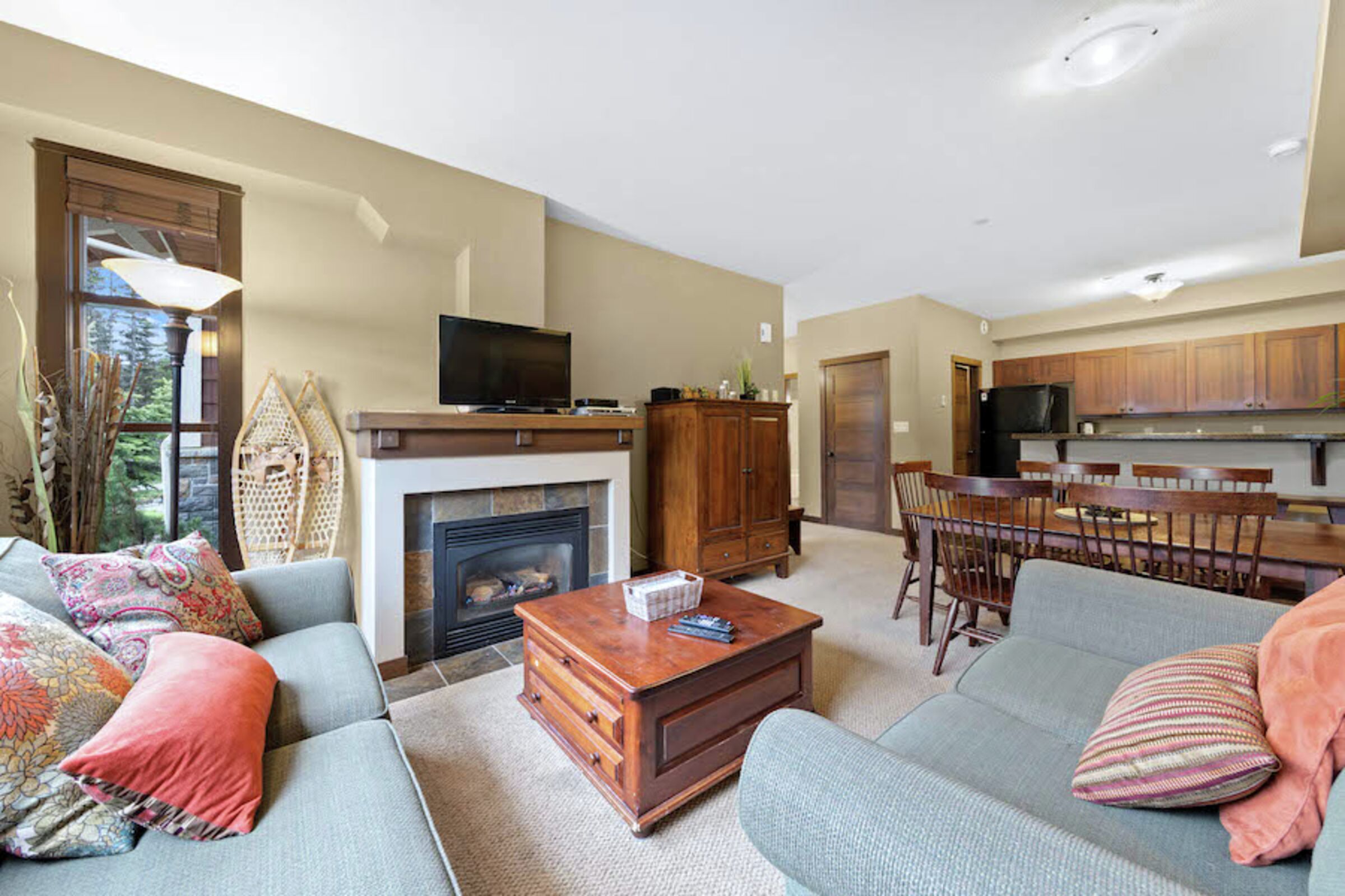 #02 - Living Room