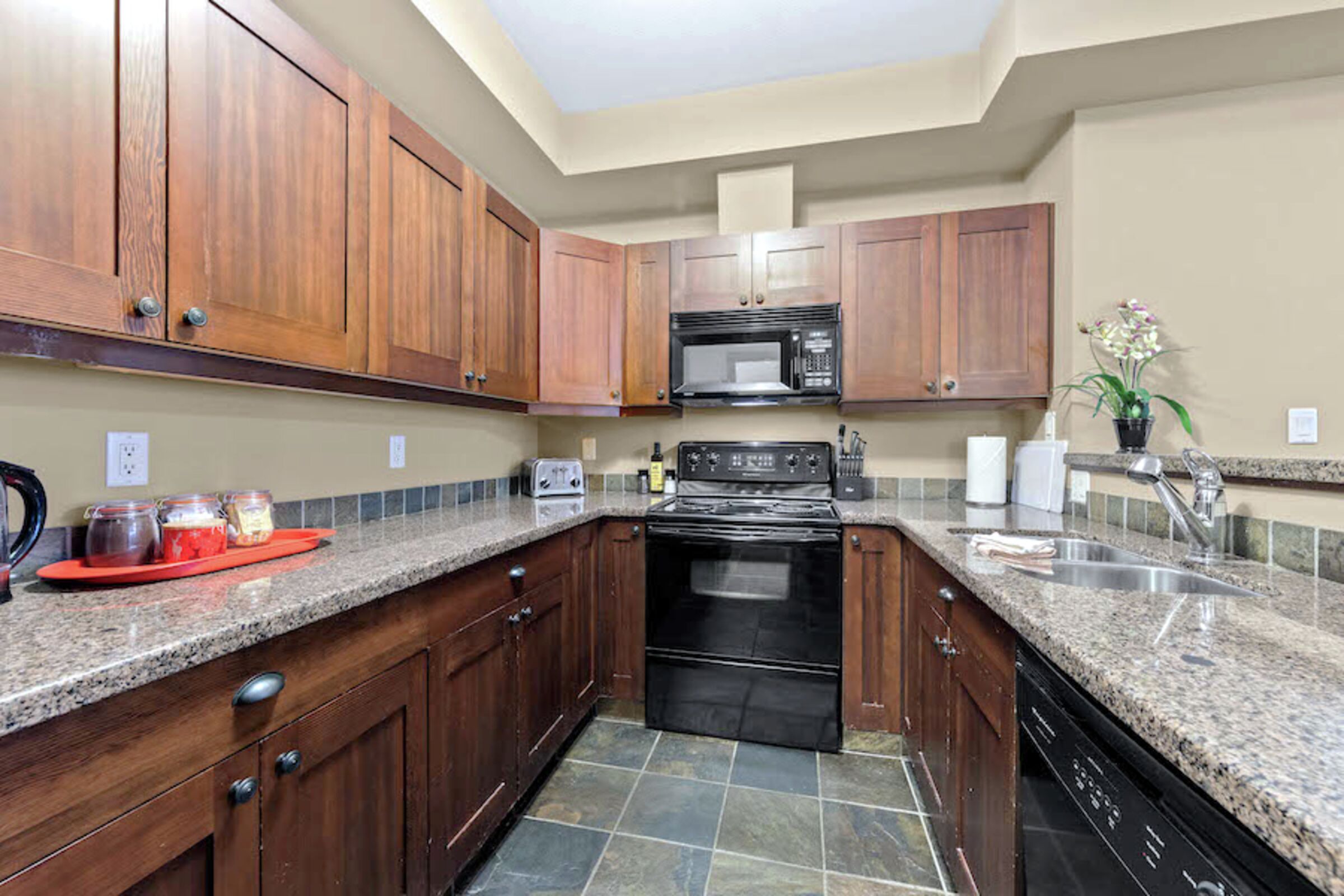 #02 - Kitchen