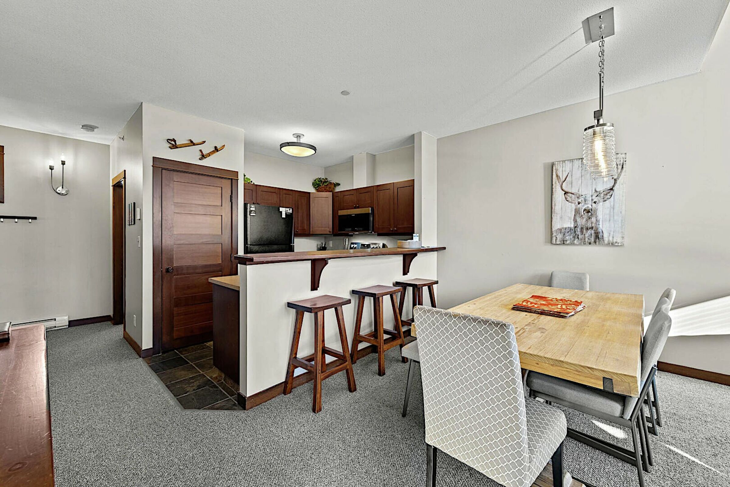 #26 - Dining Room & Kitchen