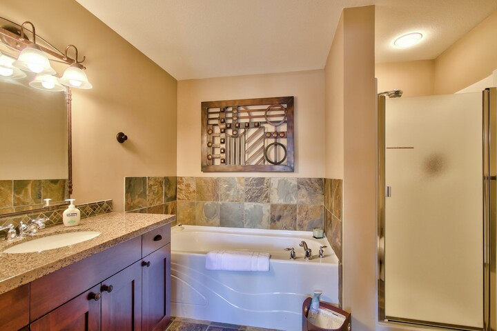 Master Ensuite Bathroom