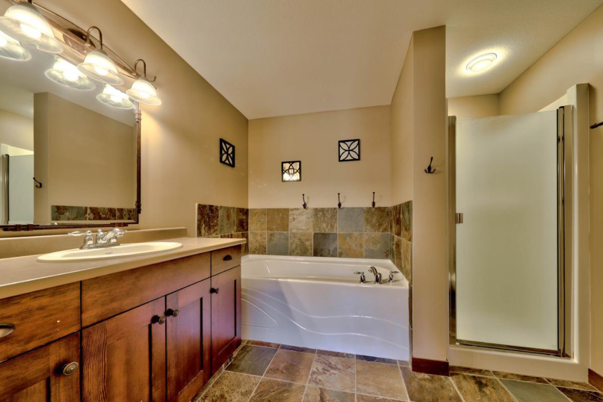 #12 - Bathroom