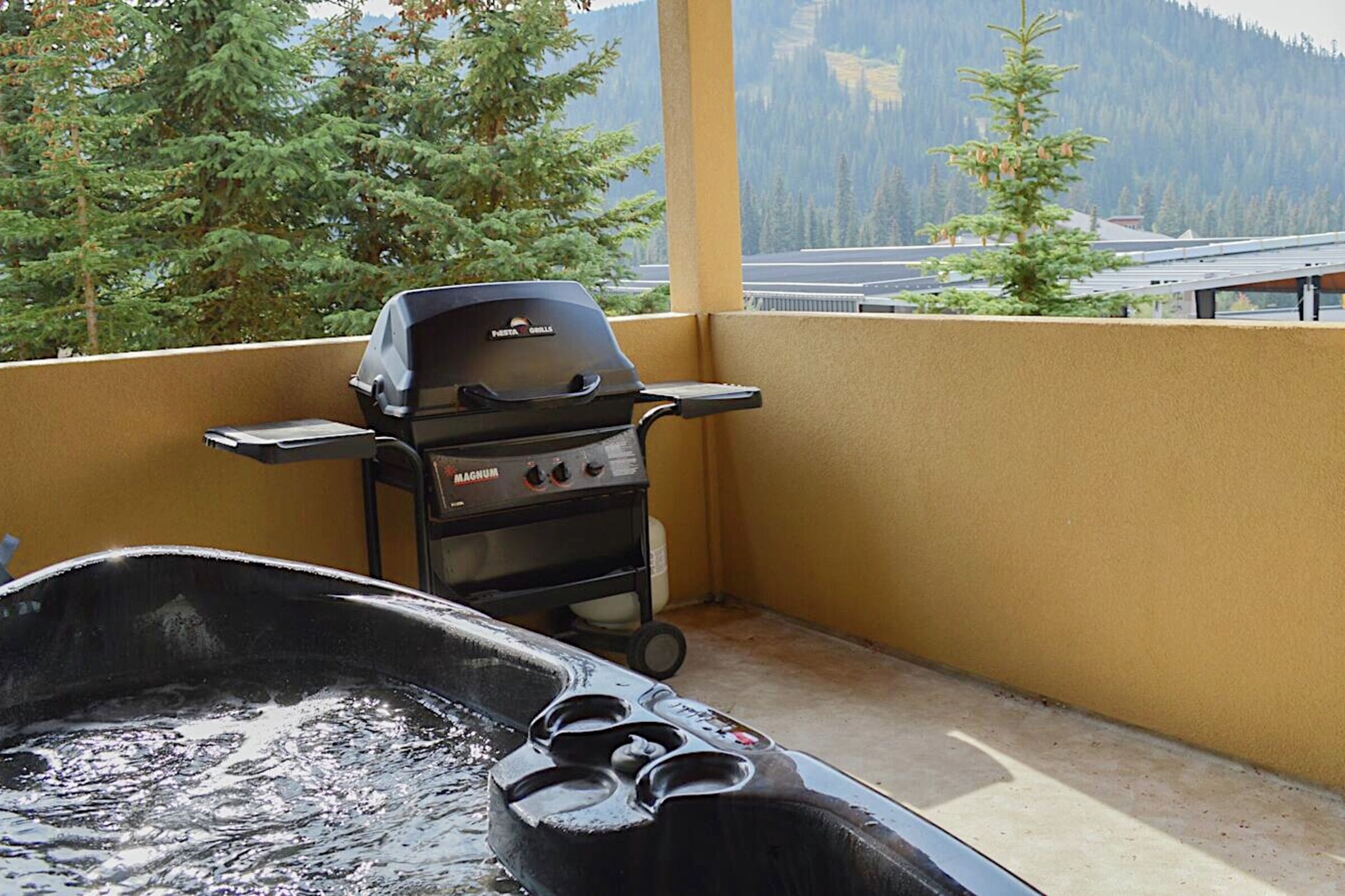 #49 - Balcony with BBQ and Hot Tub