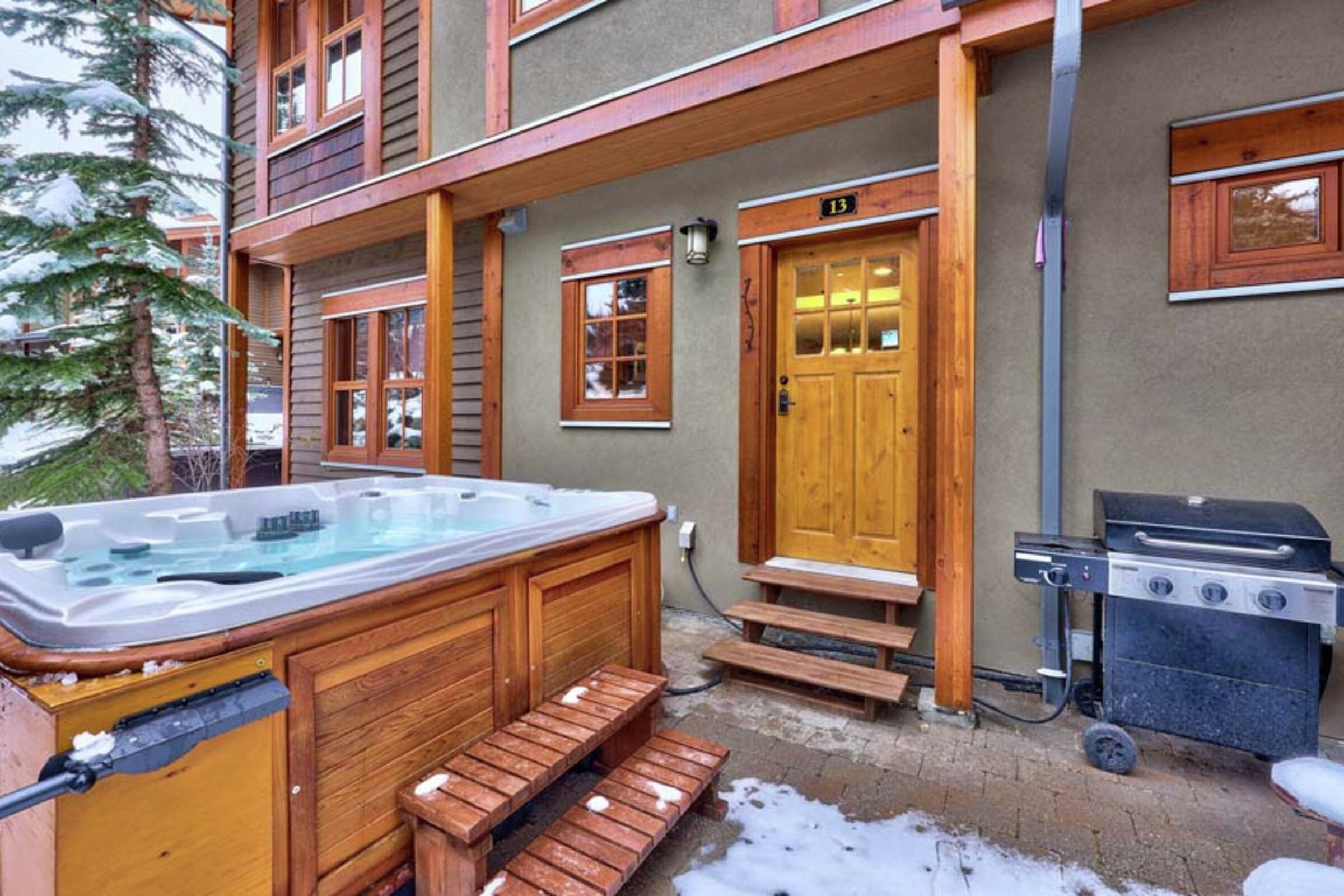 Outdoor Hot Tub