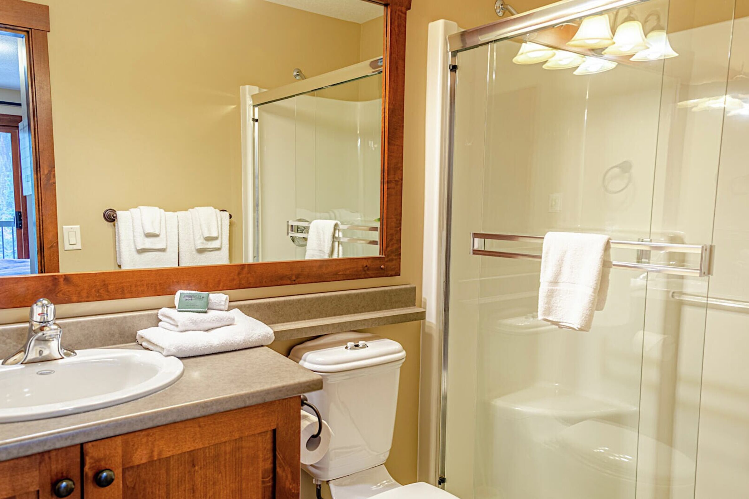 #32 - Master Ensuite Bathroom
