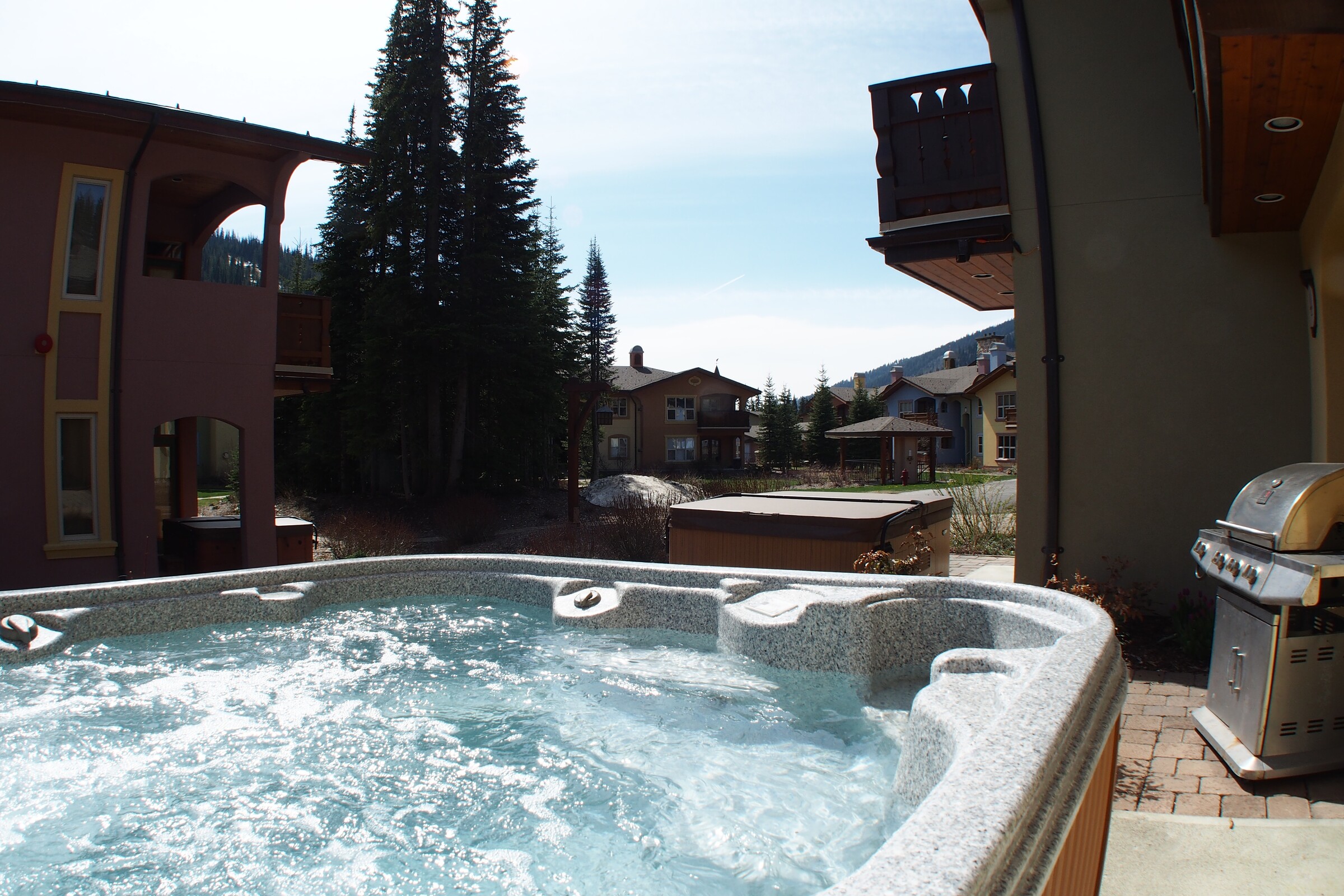 #4 - Outdoor Hot Tub