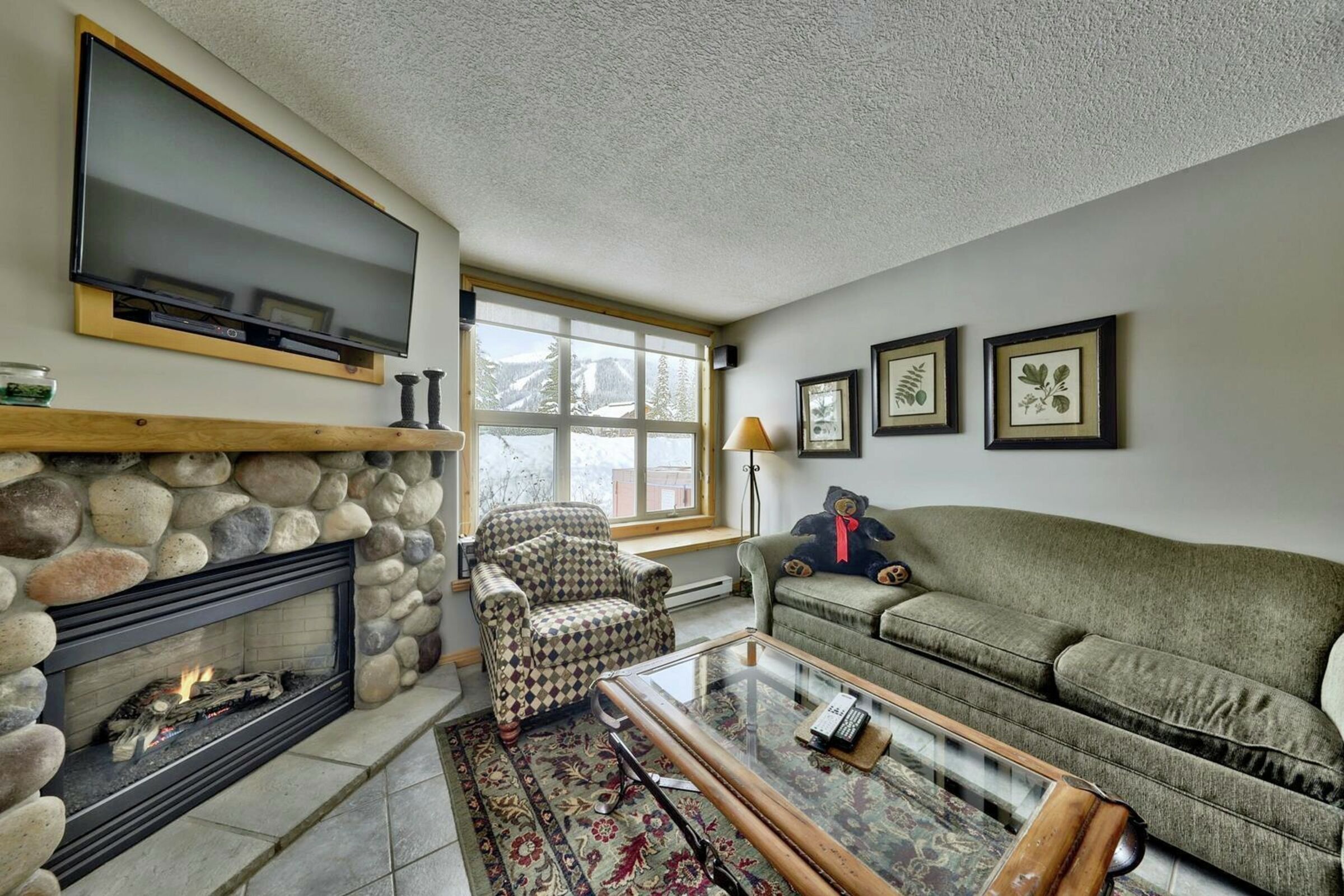 #40 - Living Room