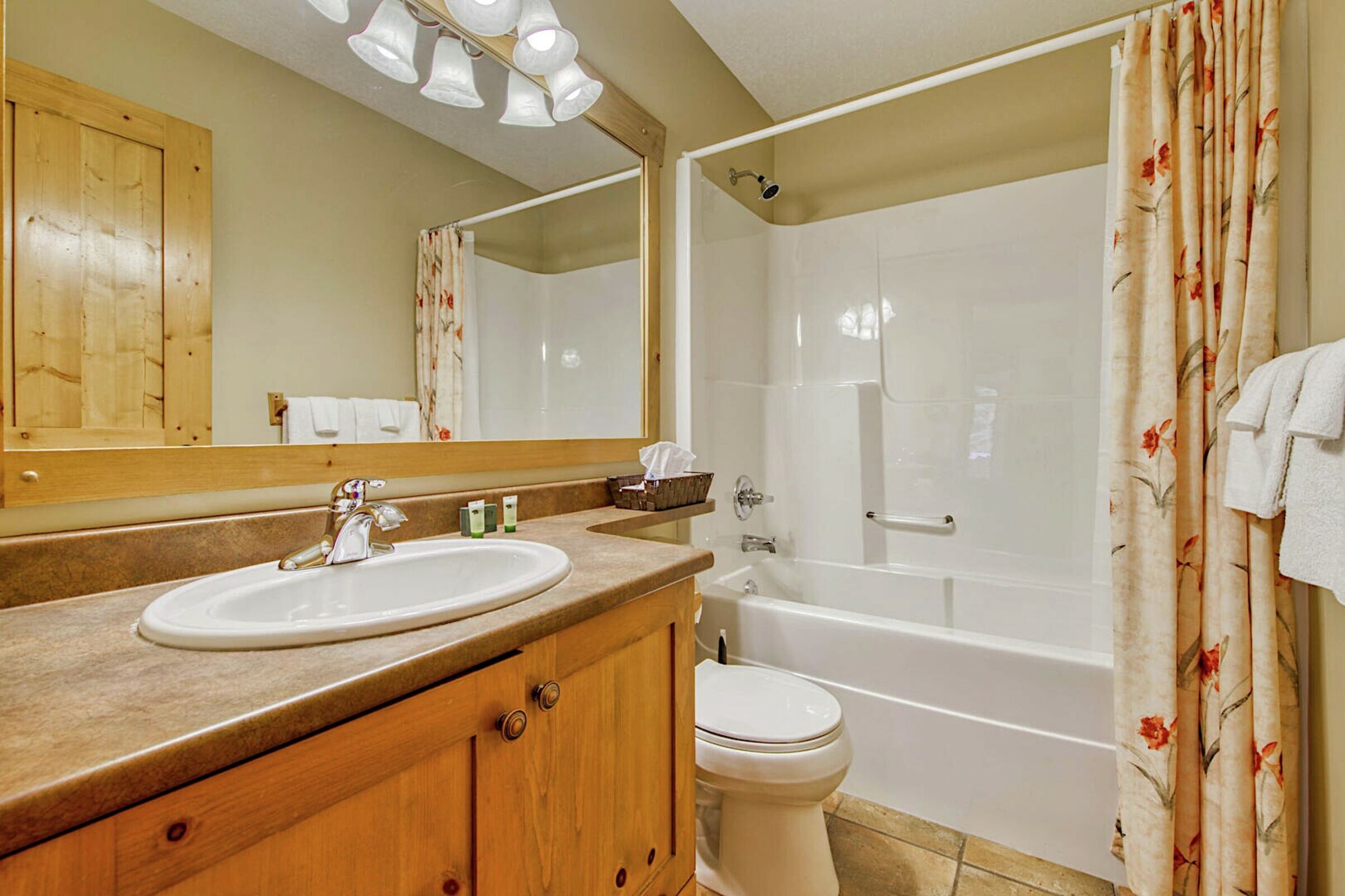 #65 - Master Ensuite Bathroom
