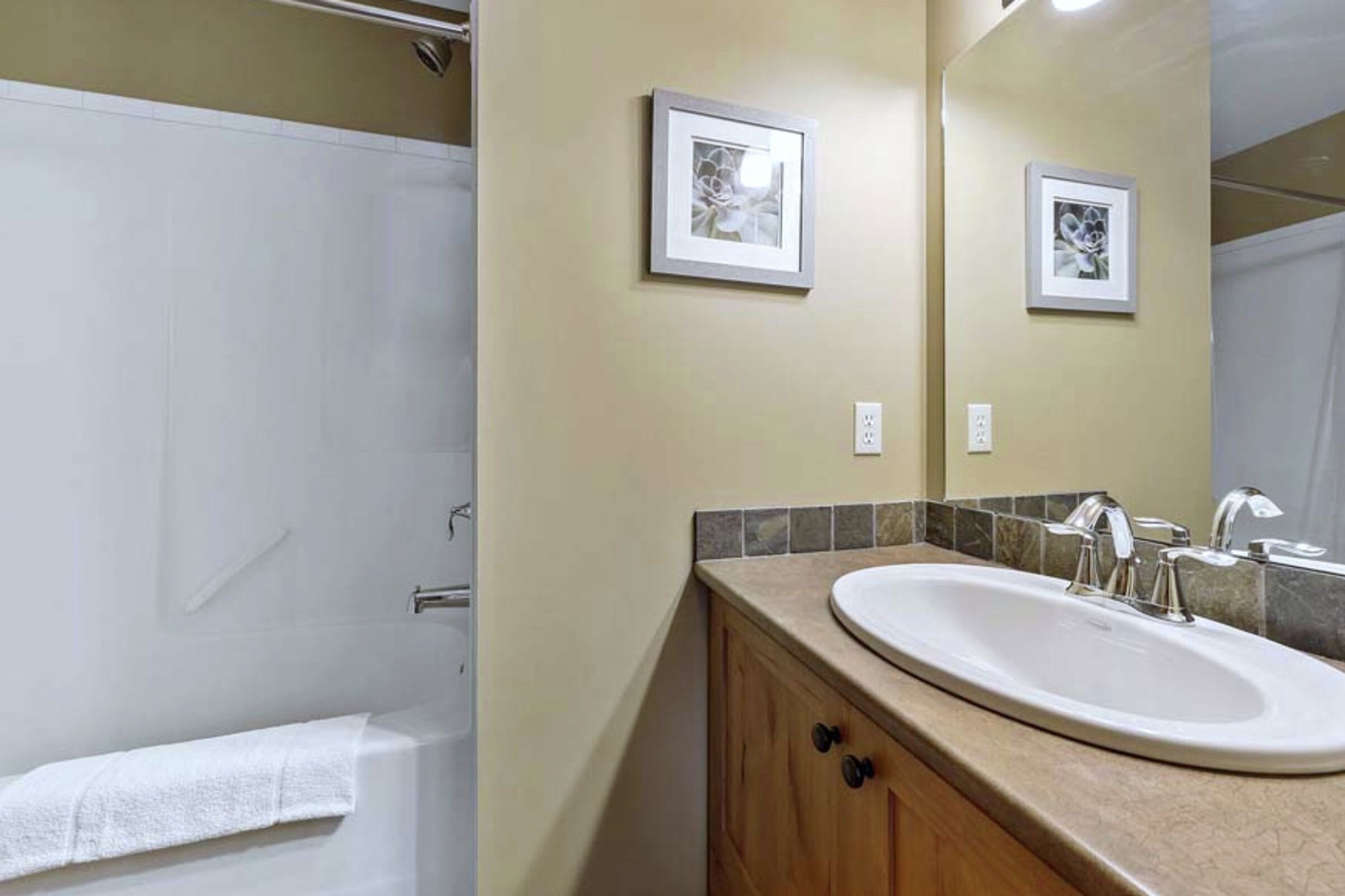 #18 - Bathroom