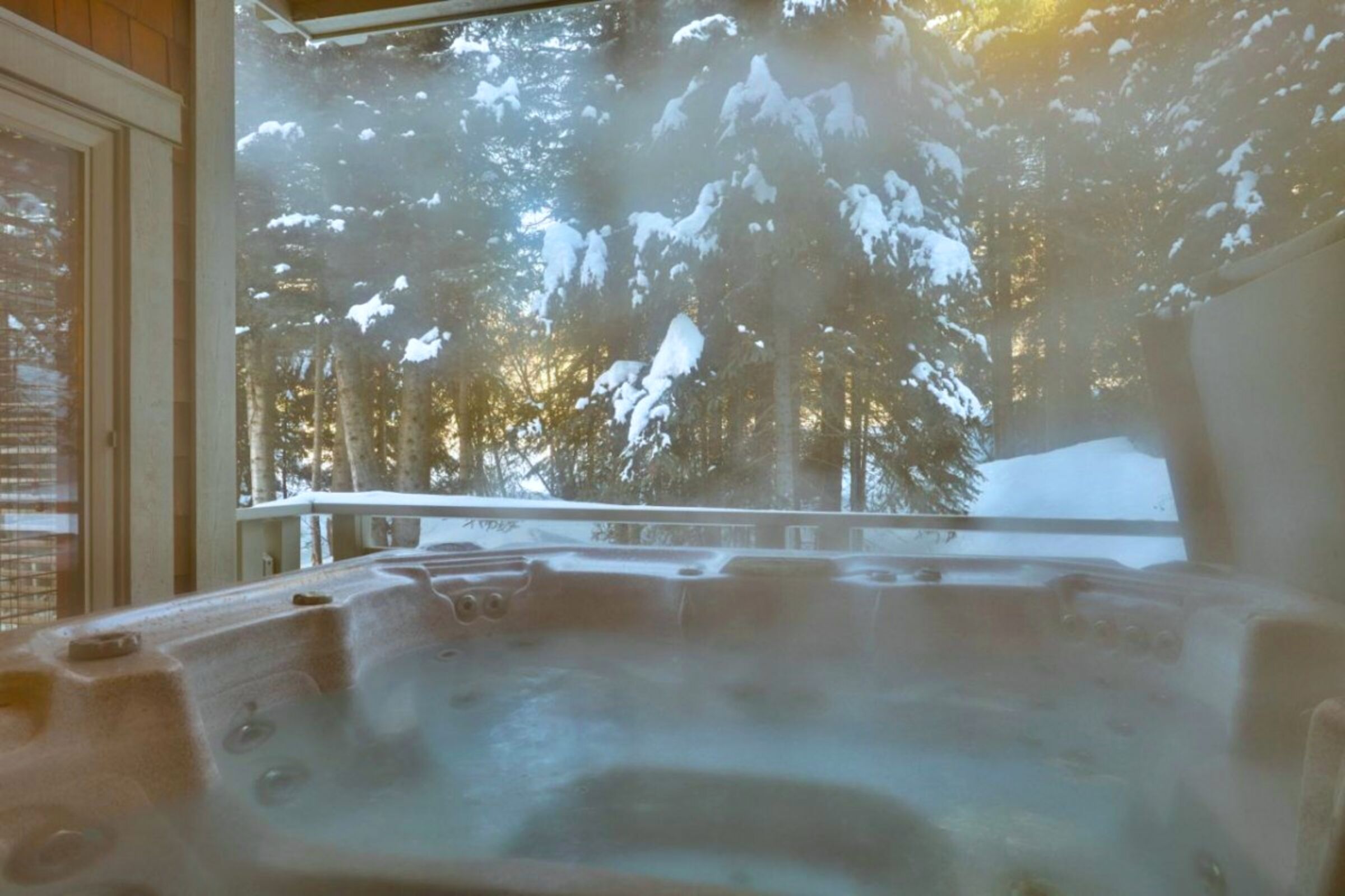Balcony with Hot Tub