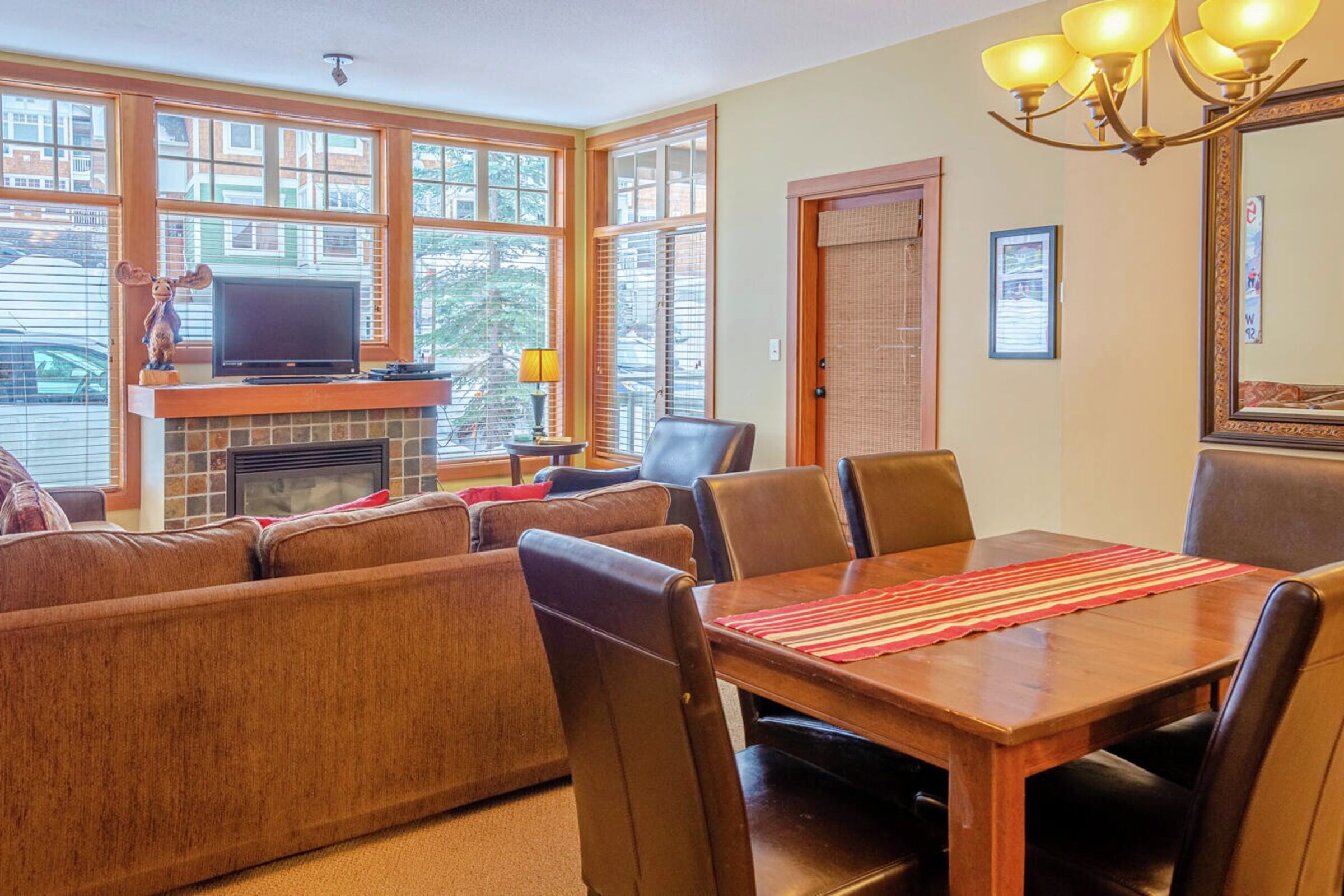 #61 - Dining Room & Living Room