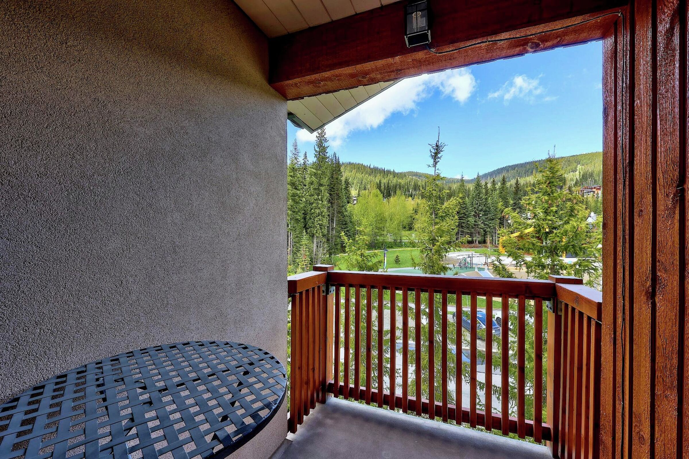 Studio Balcony