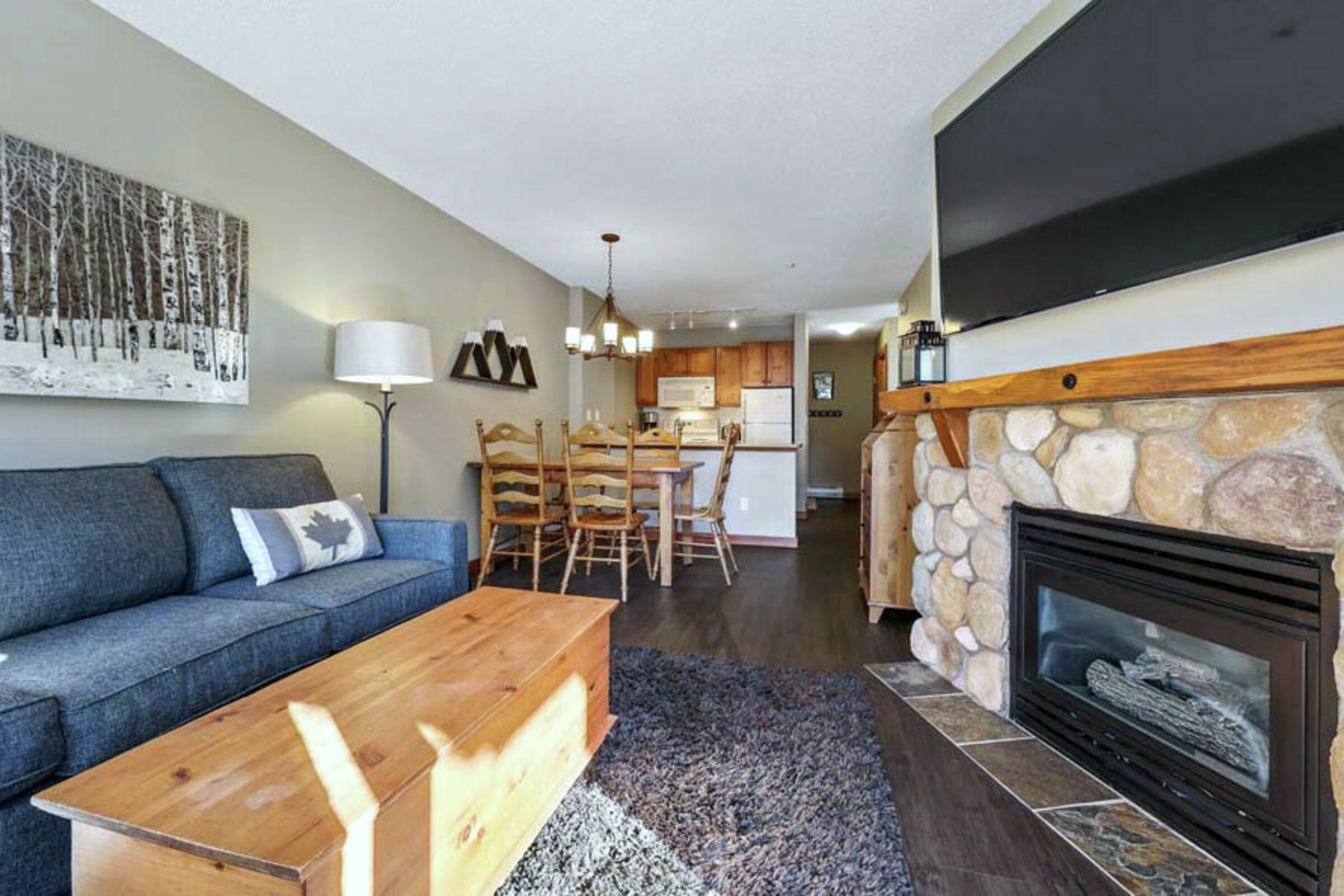 #218 - Living Room