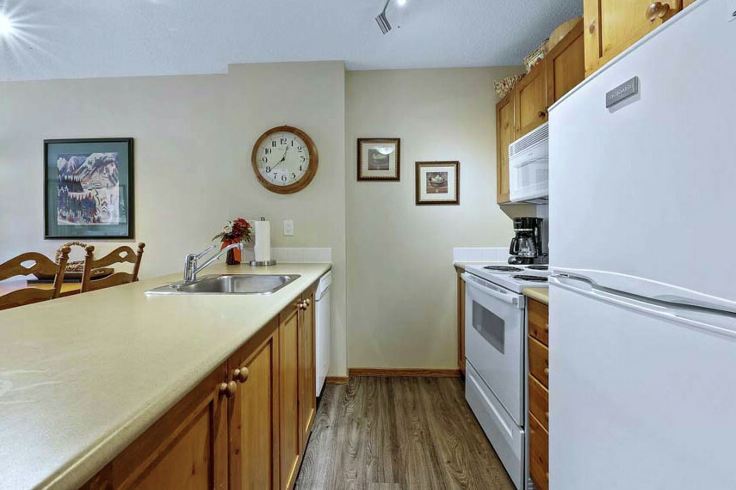#220 - Kitchen